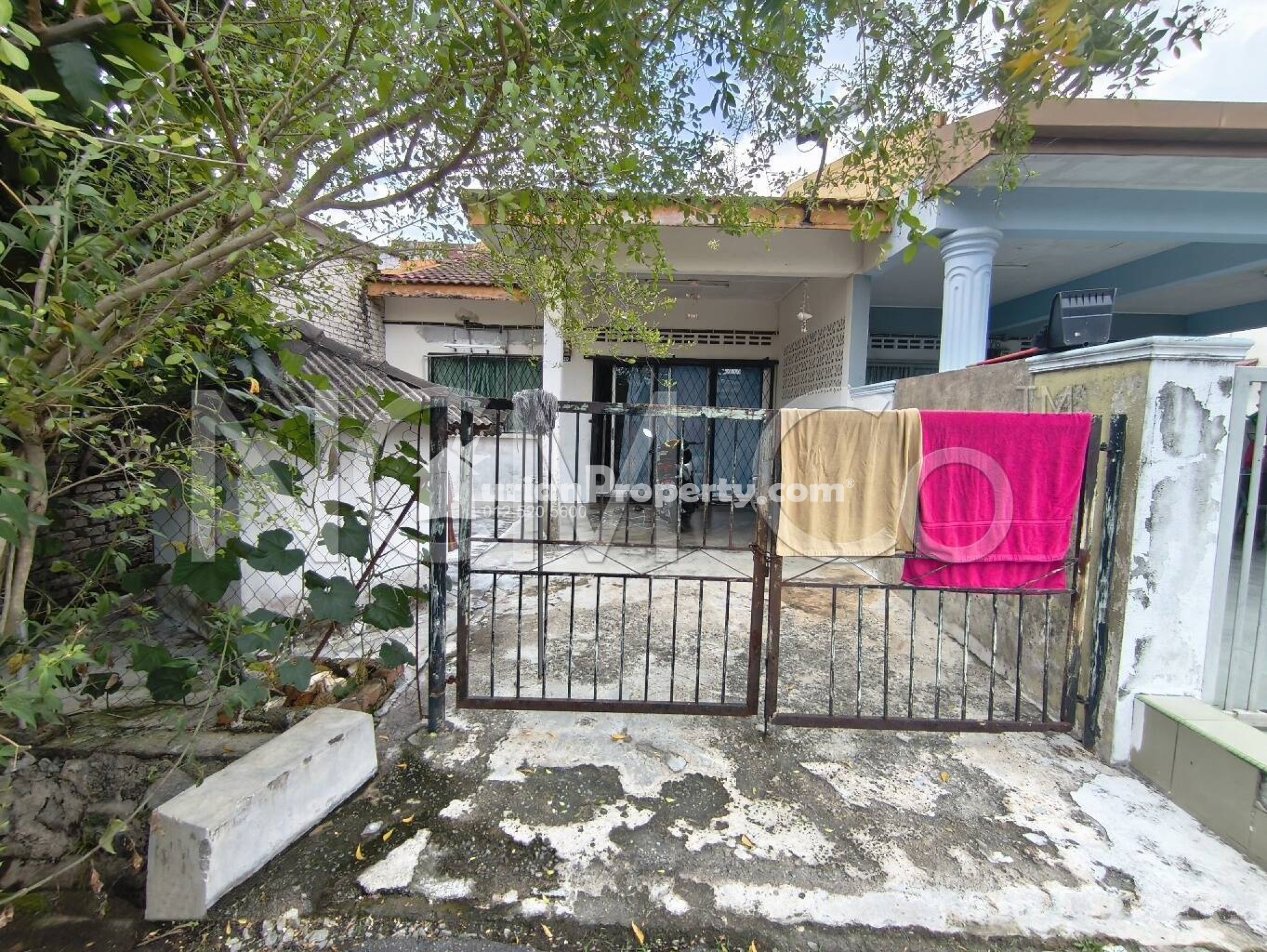 Terrace House For Auction at Bandar Rinching