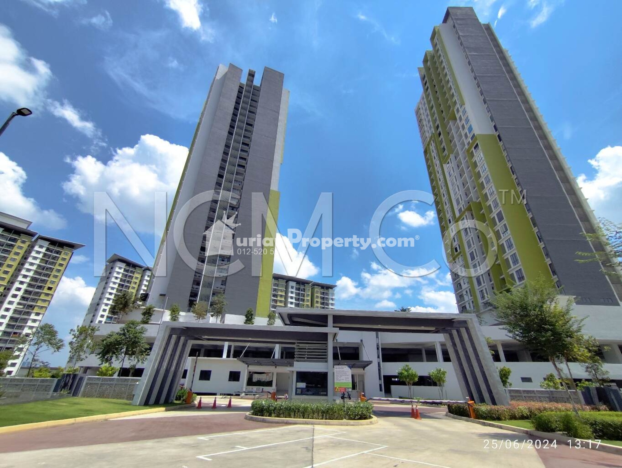 Condo For Auction at Opal Residence @ Mutiara Heights