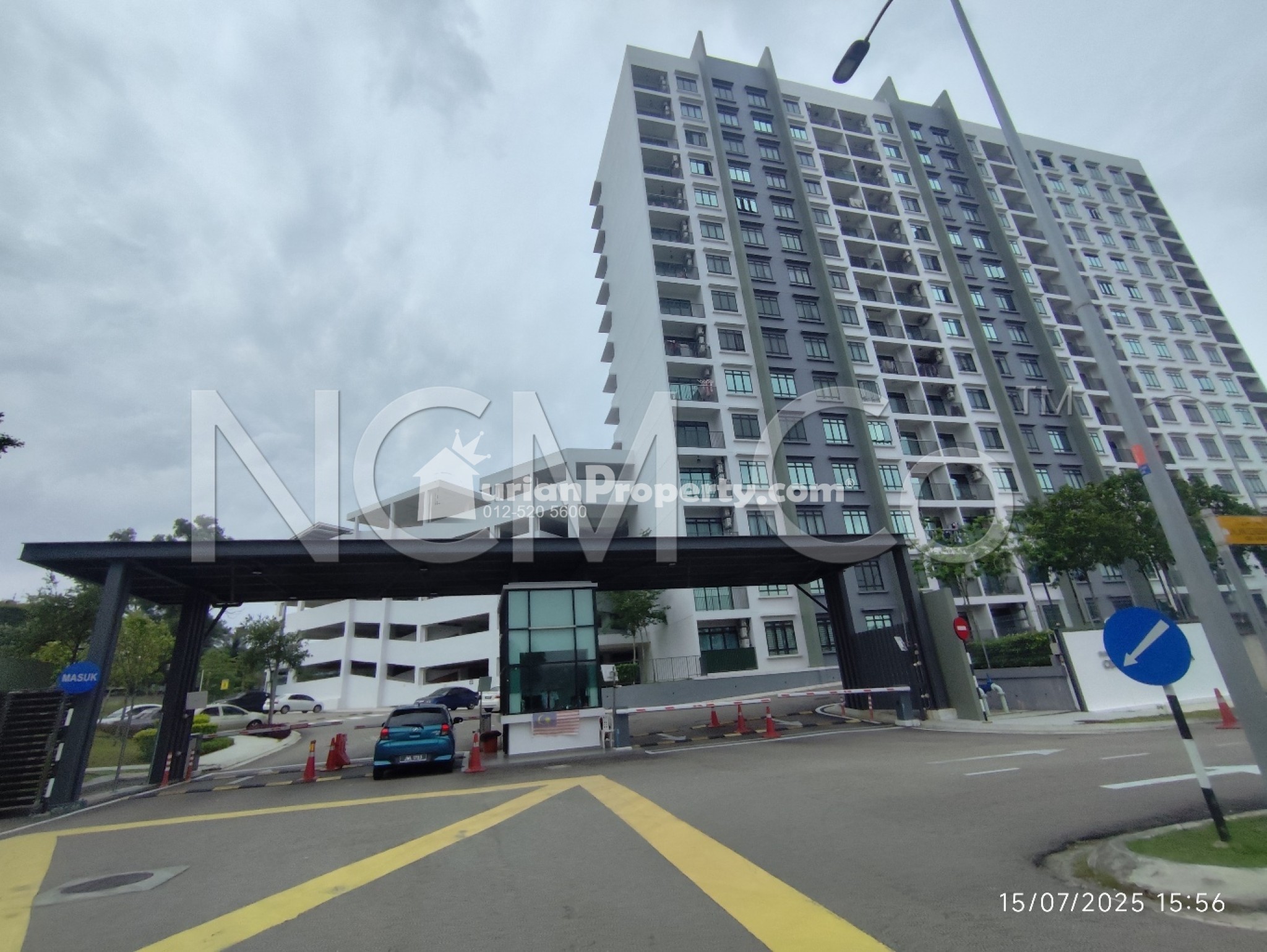 Condo For Auction at Cenderasari Perdana Condominium