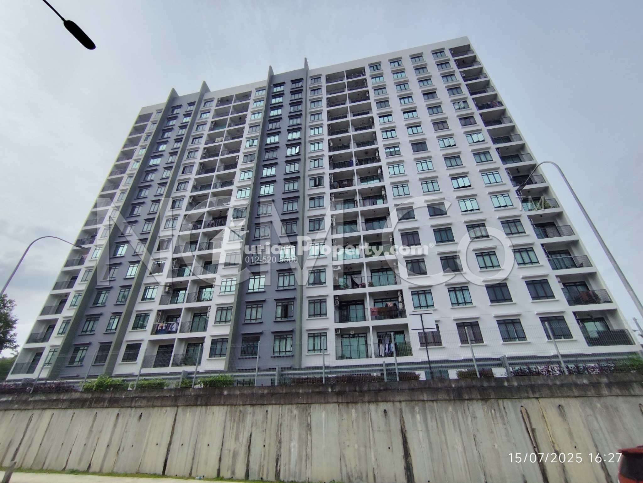 Condo For Auction at Cenderasari Perdana Condominium