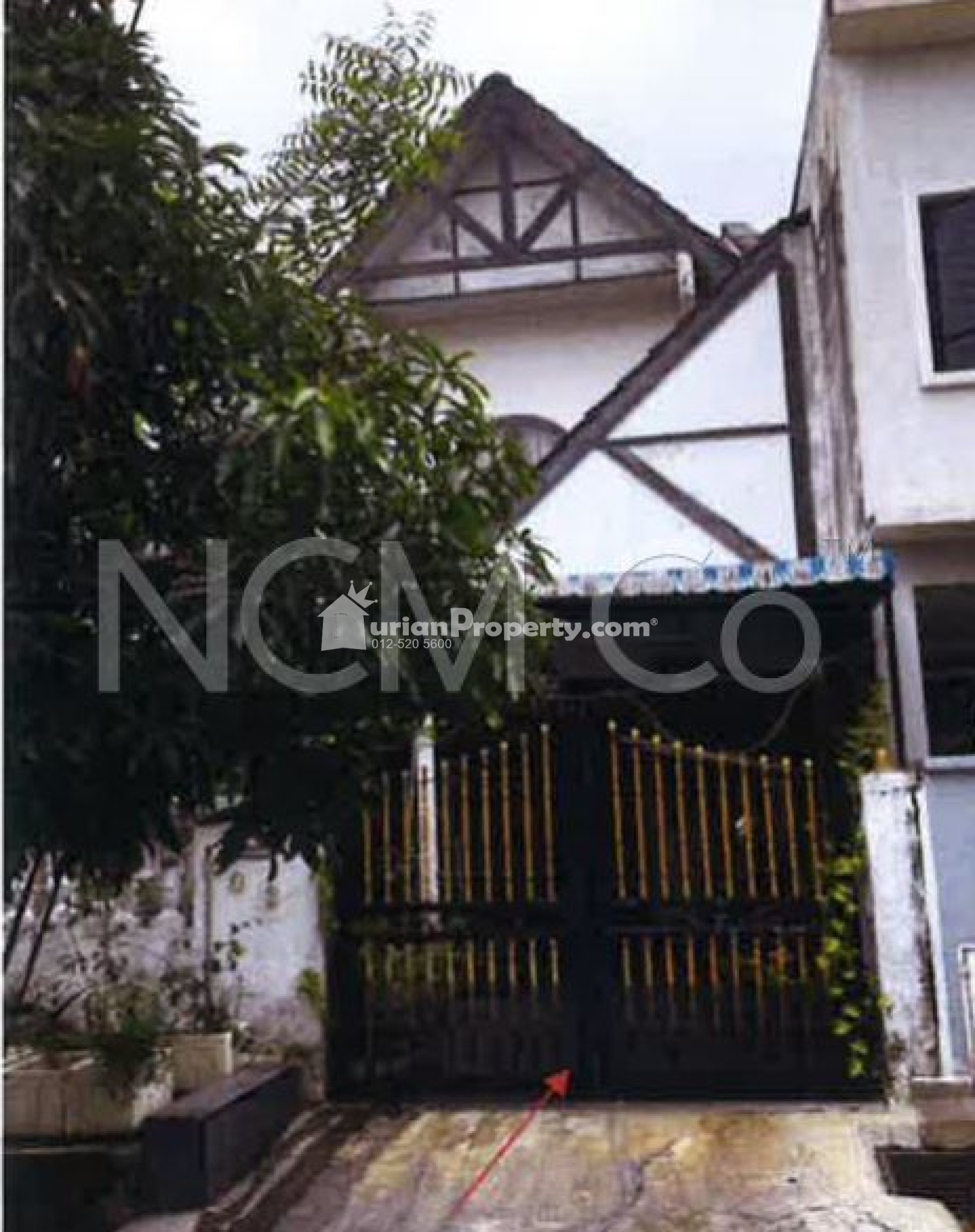 Terrace House For Auction at Taman Dagang