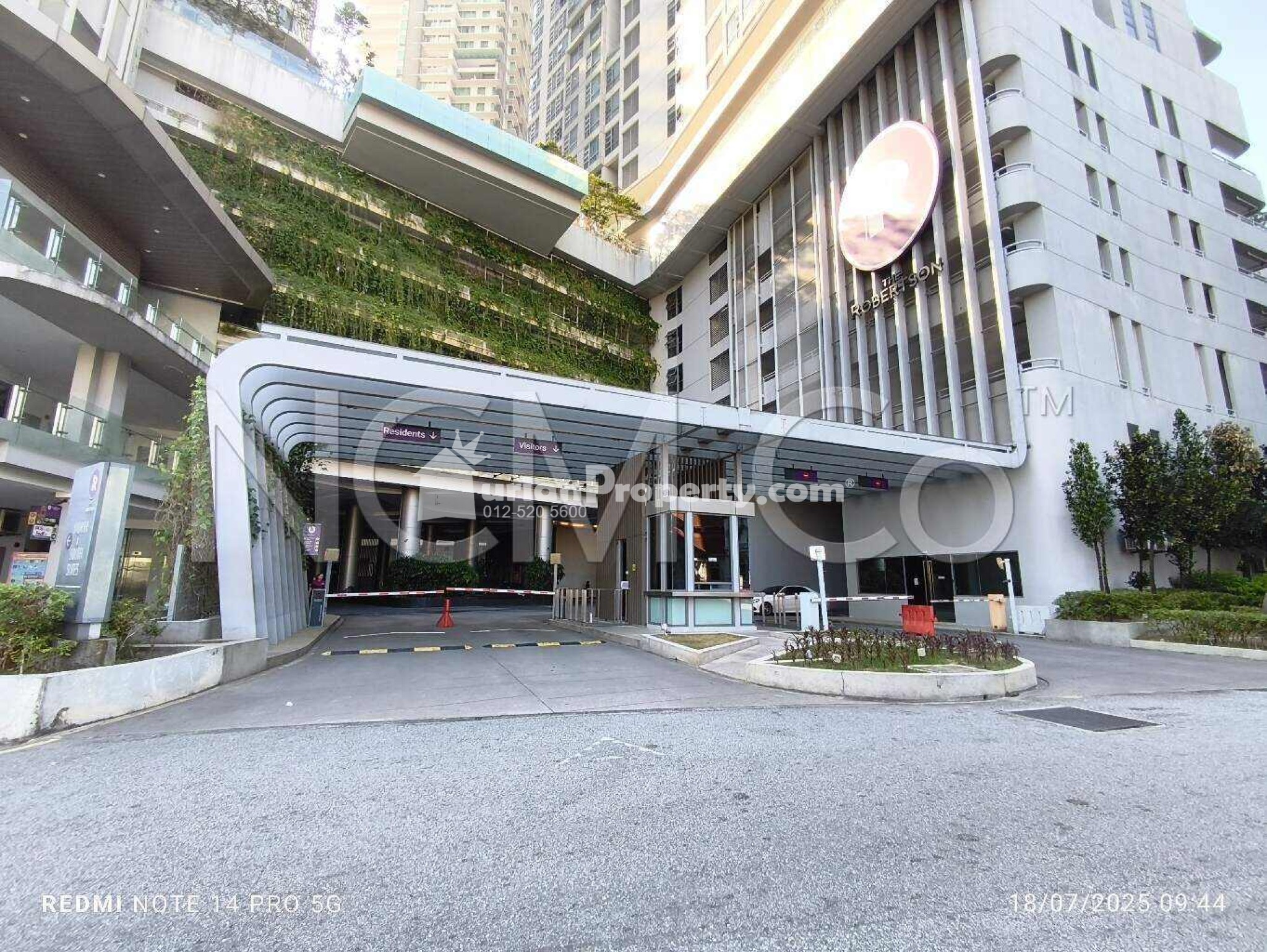 Serviced Residence For Auction at The Robertson