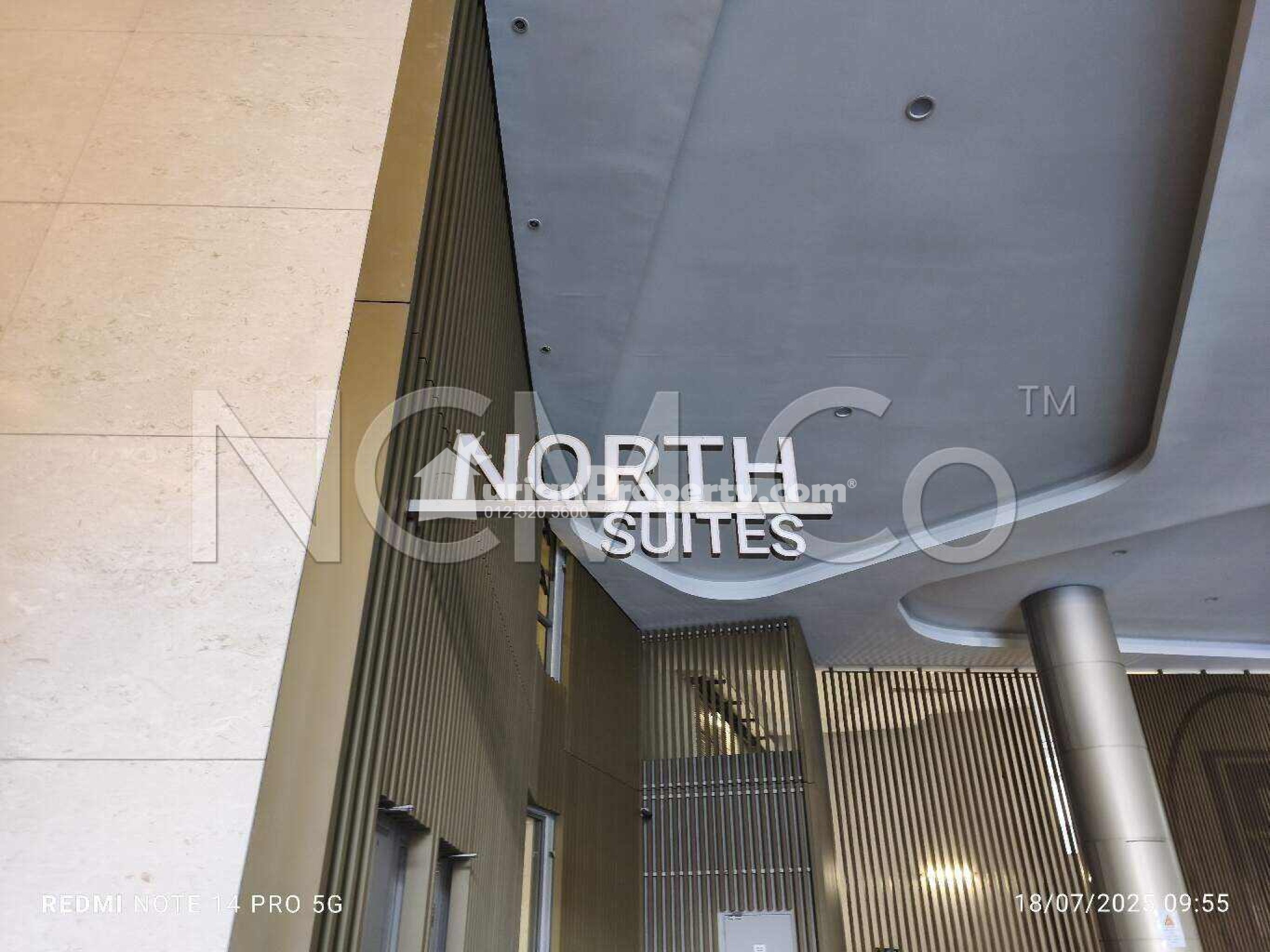 Serviced Residence For Auction at The Robertson