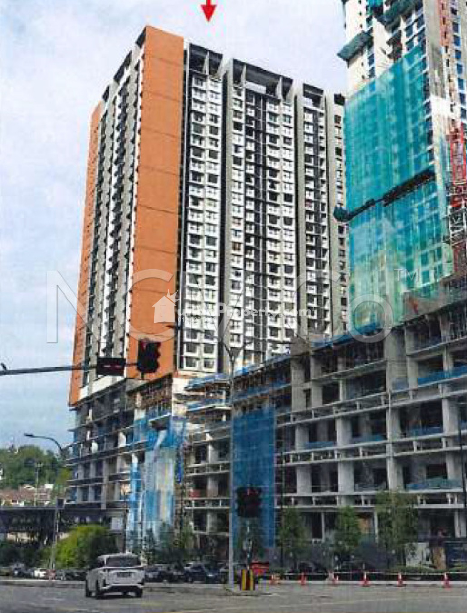 Serviced Residence For Auction at Emerald 9