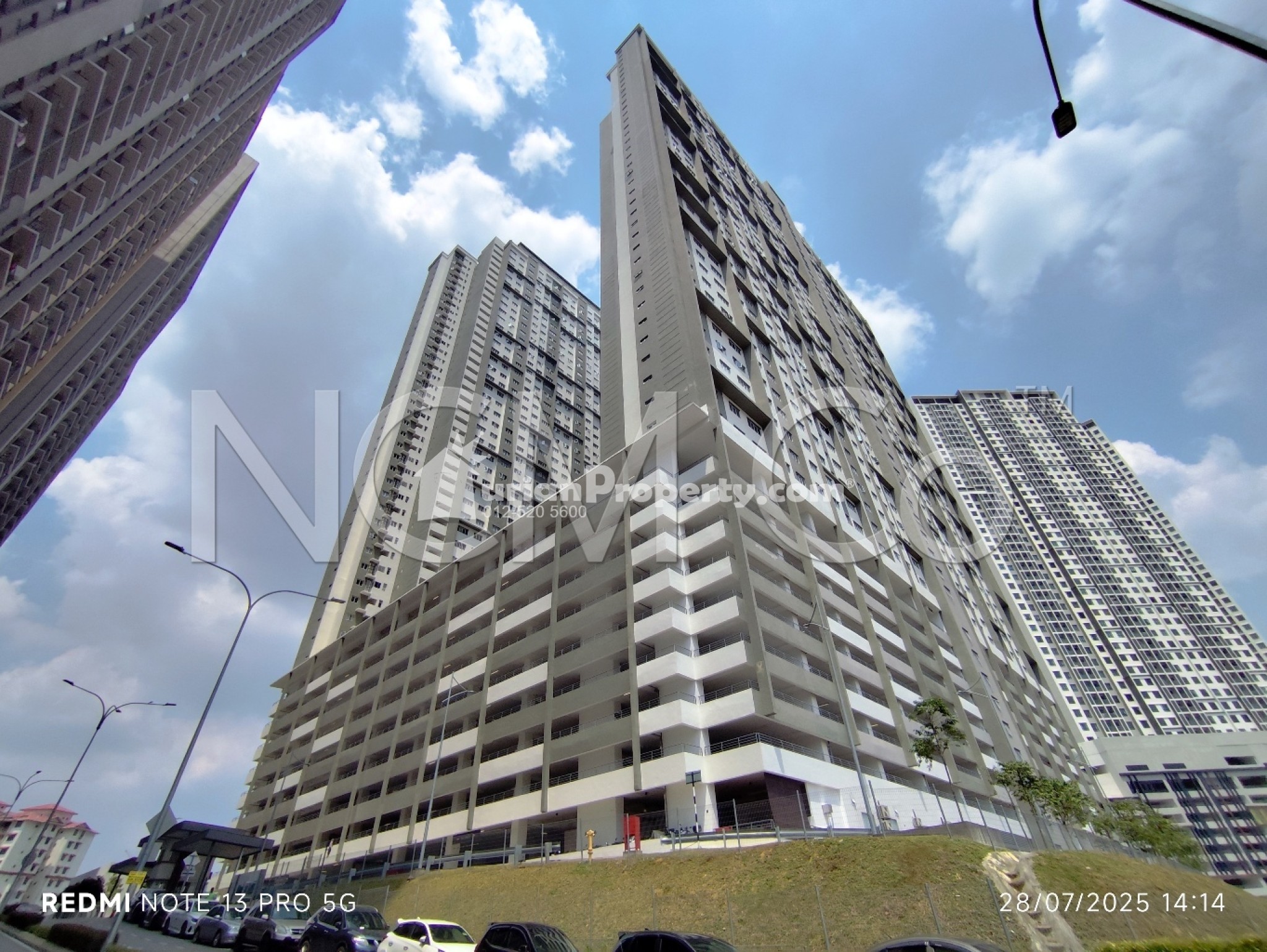 Apartment For Auction at Mercu Jalil