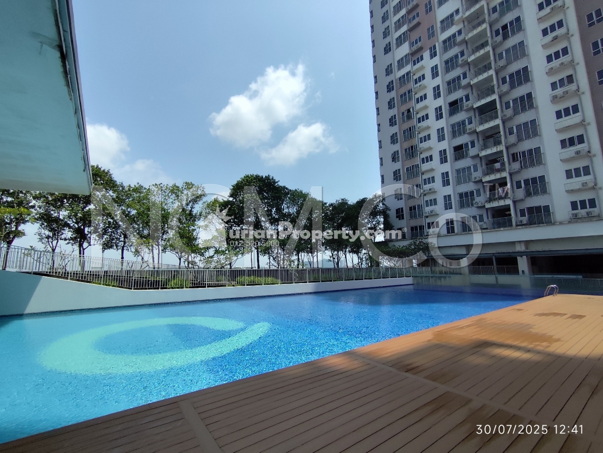 Serviced Residence For Auction at The Wharf Residence