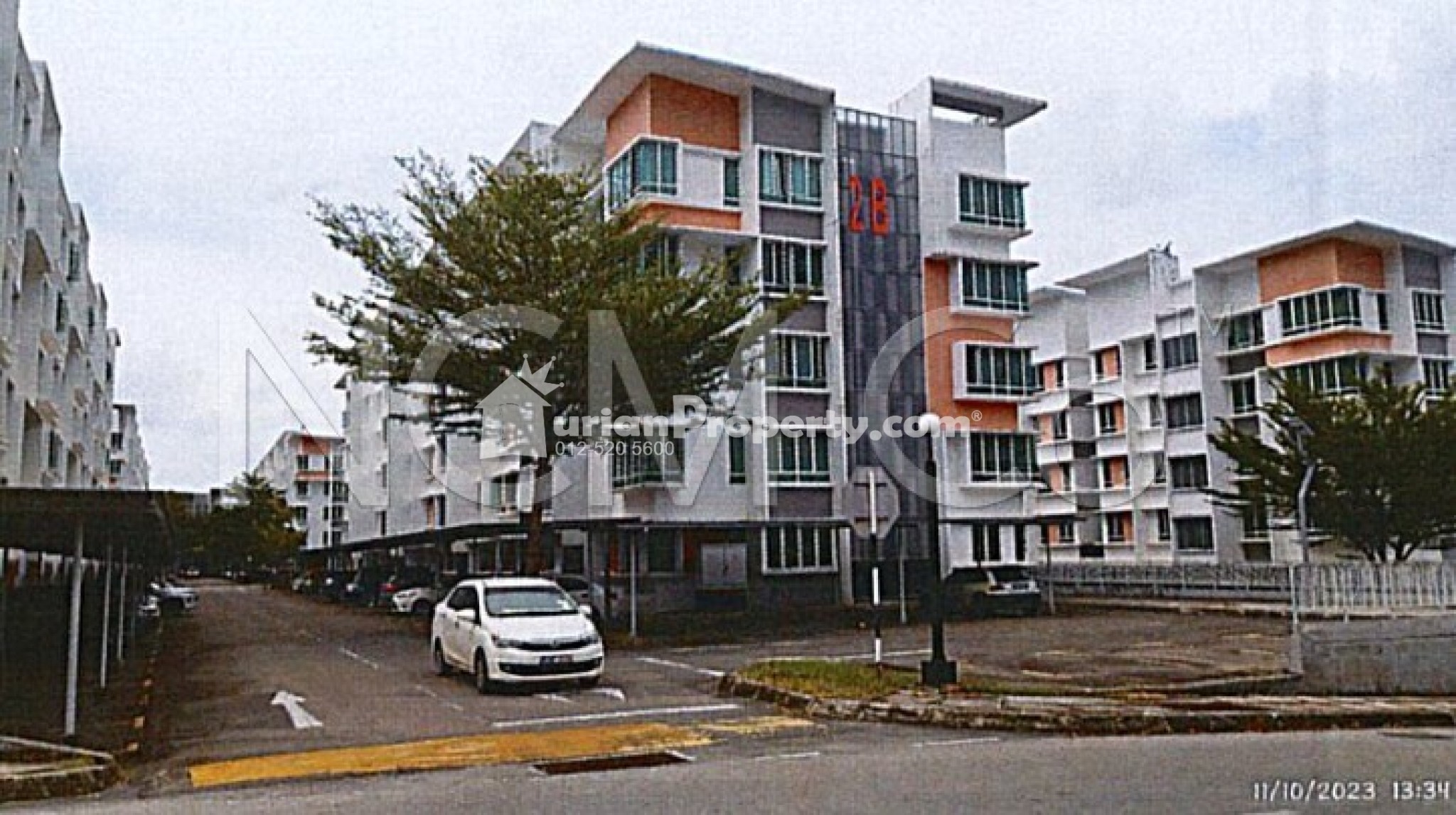 Apartment For Auction at University Utama Condominium