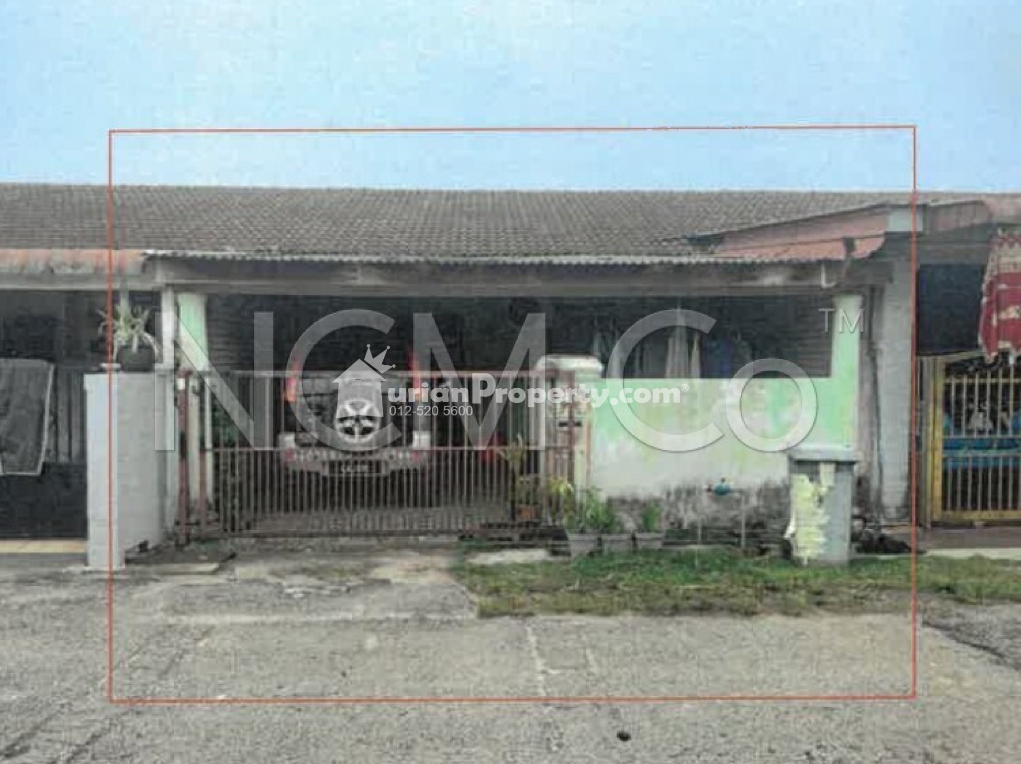 Terrace House For Auction at Kampung Padang