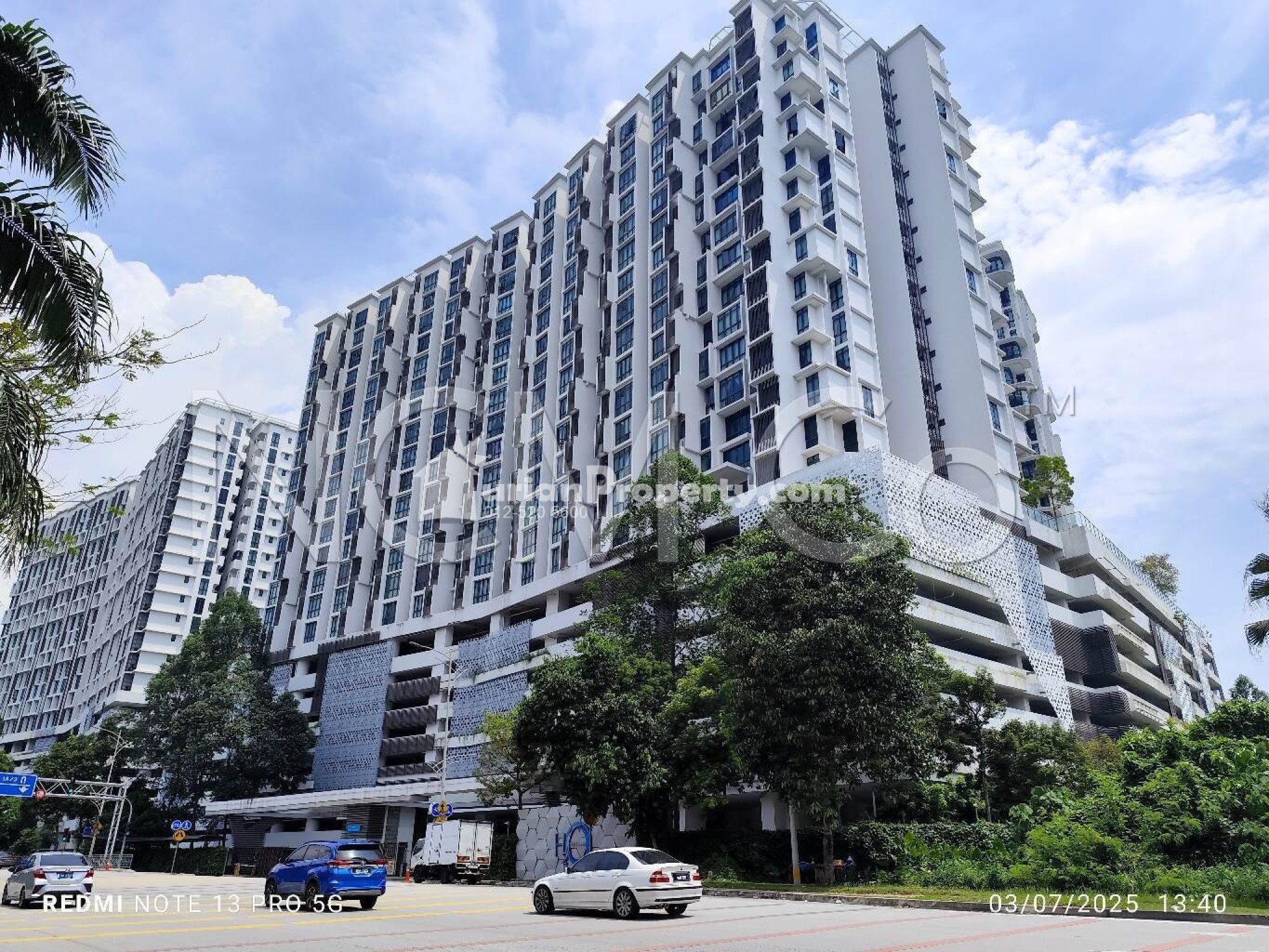 SOHO For Auction at H2O Residences