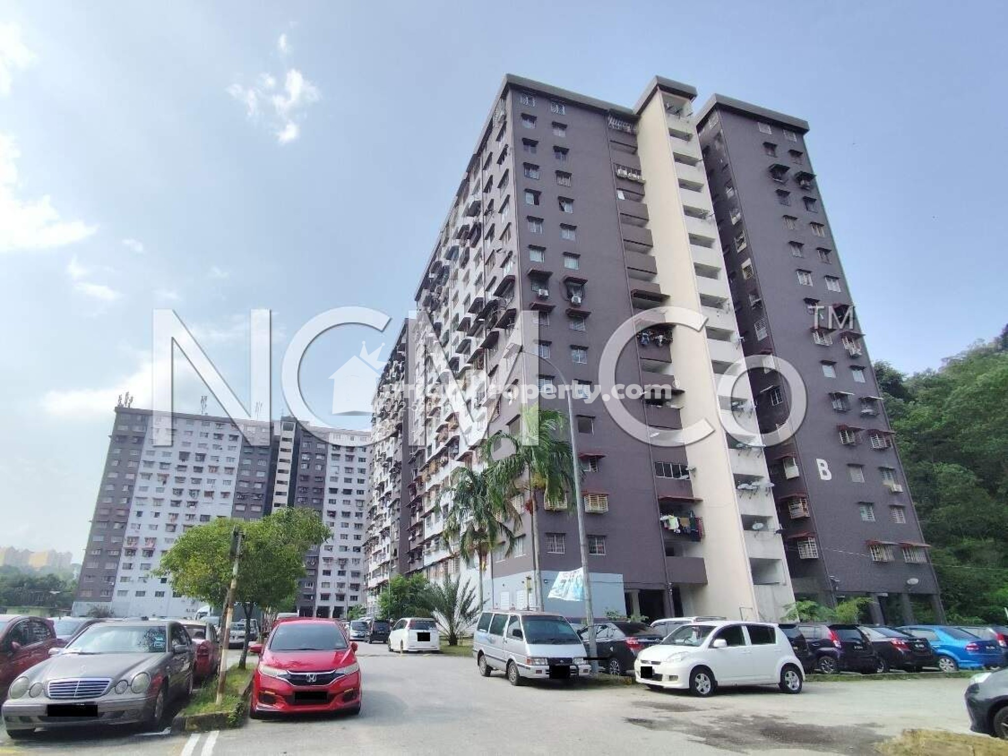 Apartment For Auction at Pangsapuri Ukay Indah