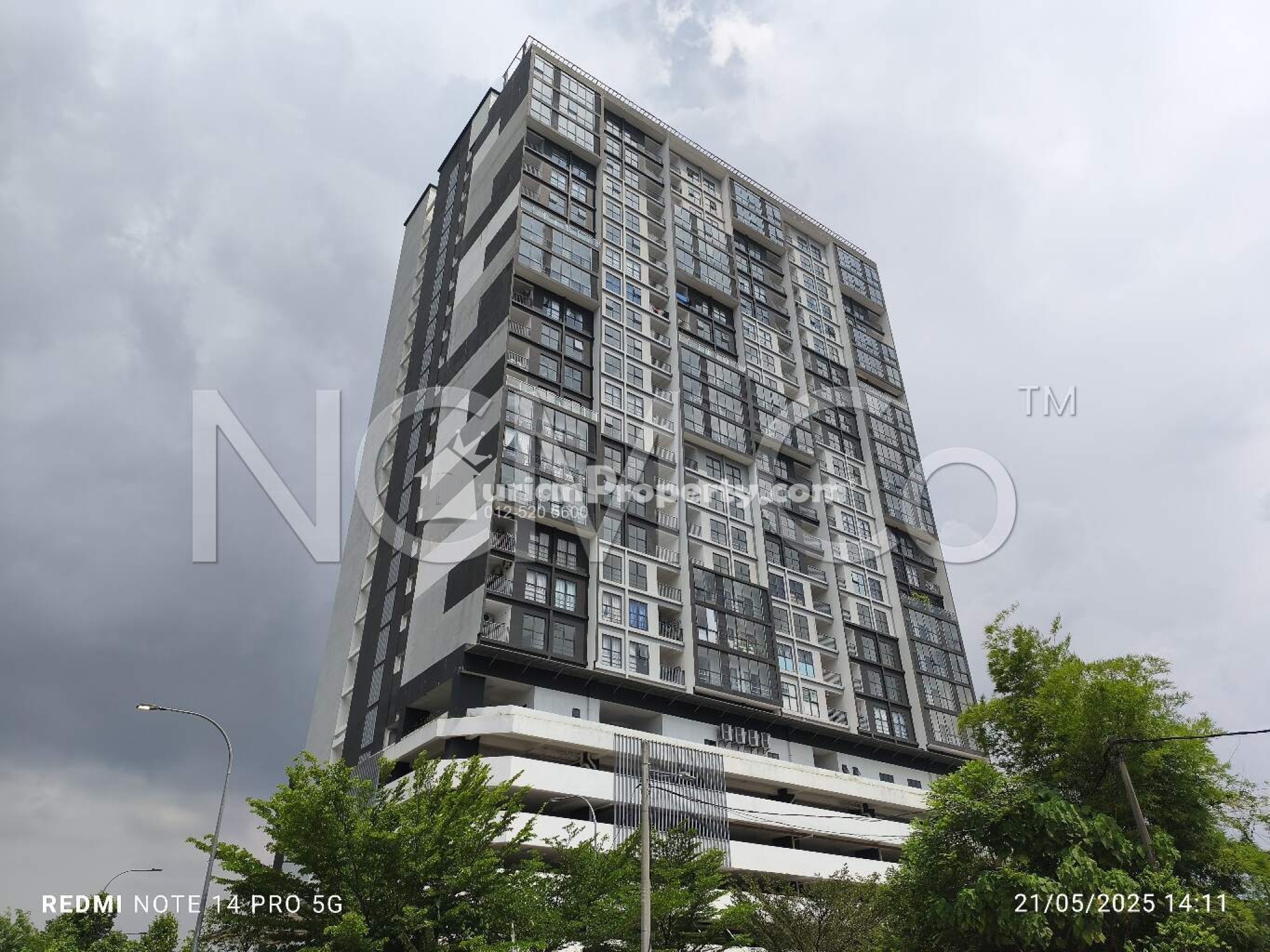 Apartment For Auction at Damai Vista