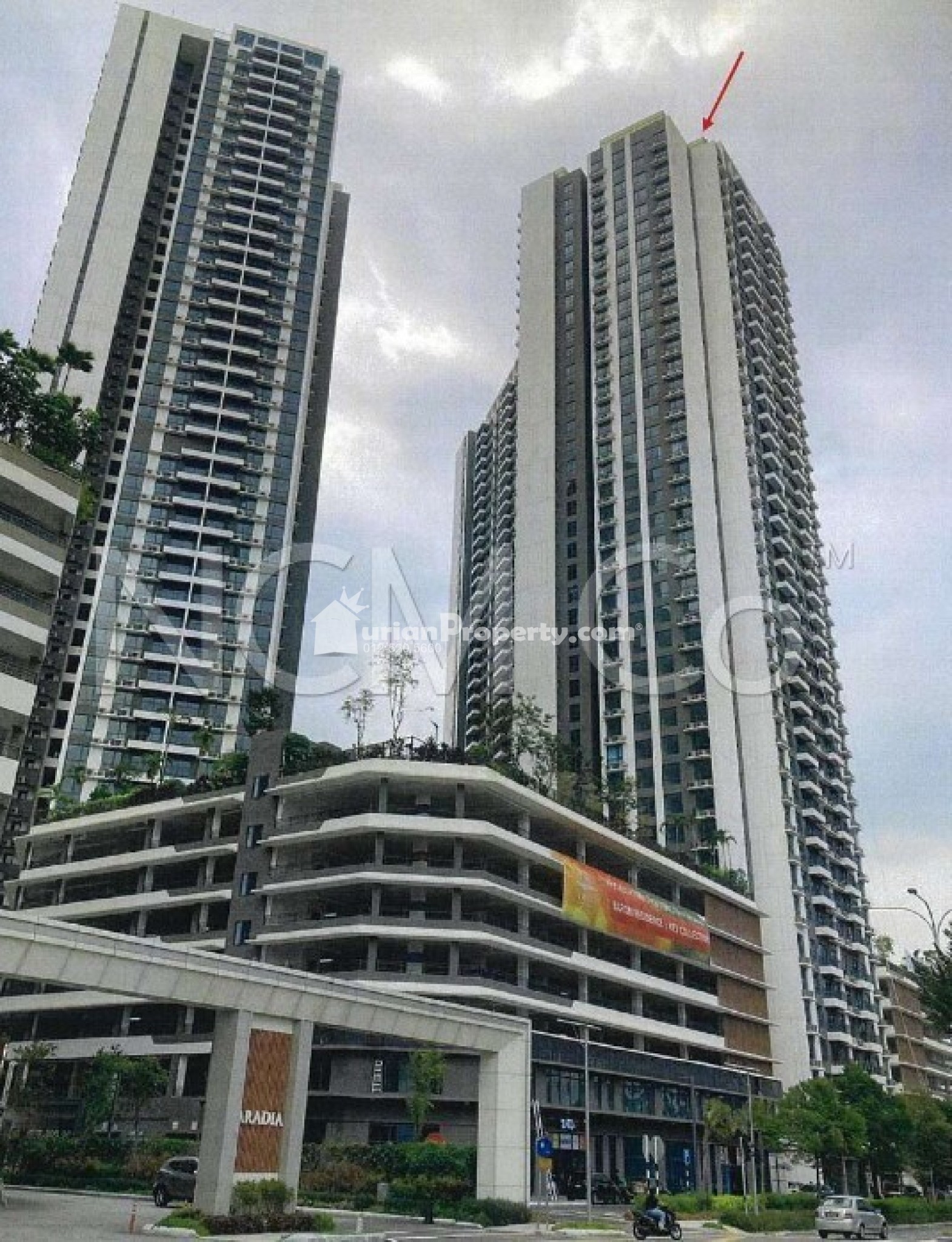 Serviced Residence For Auction at Baron Residence