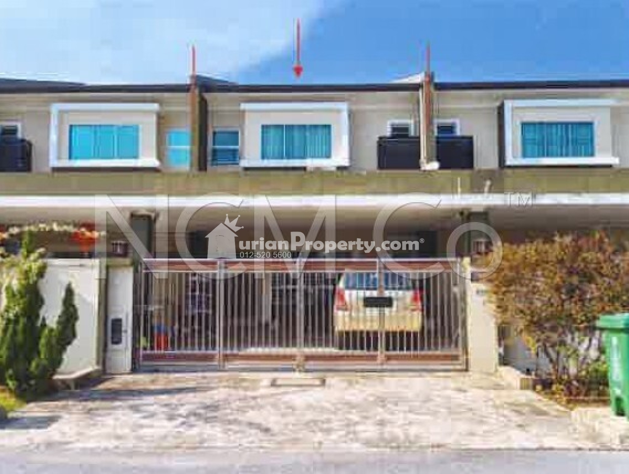 Terrace House For Auction at Bintulu