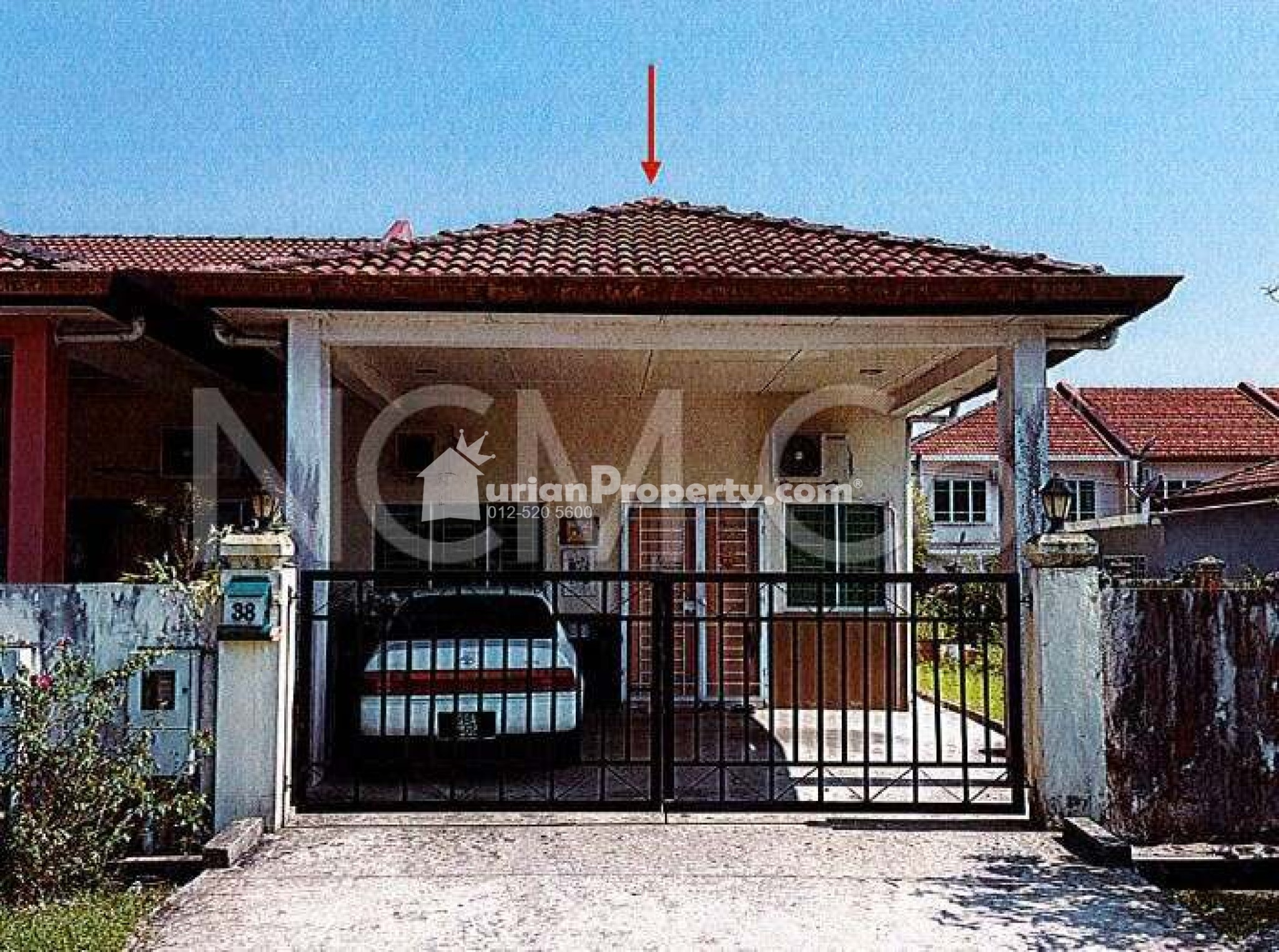 Terrace House For Auction at Uni Garden