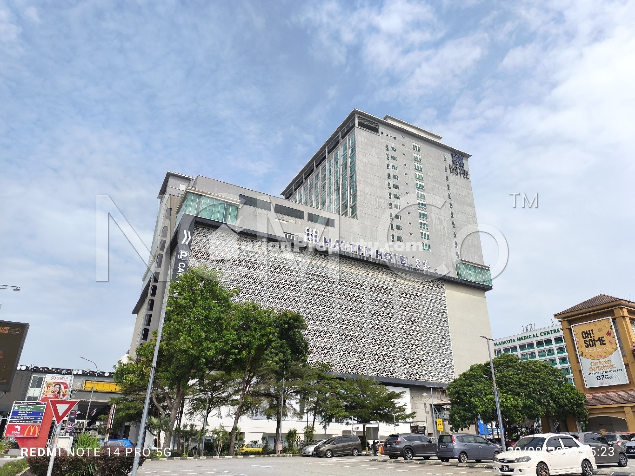 Serviced Residence For Auction at Hatten Hotel