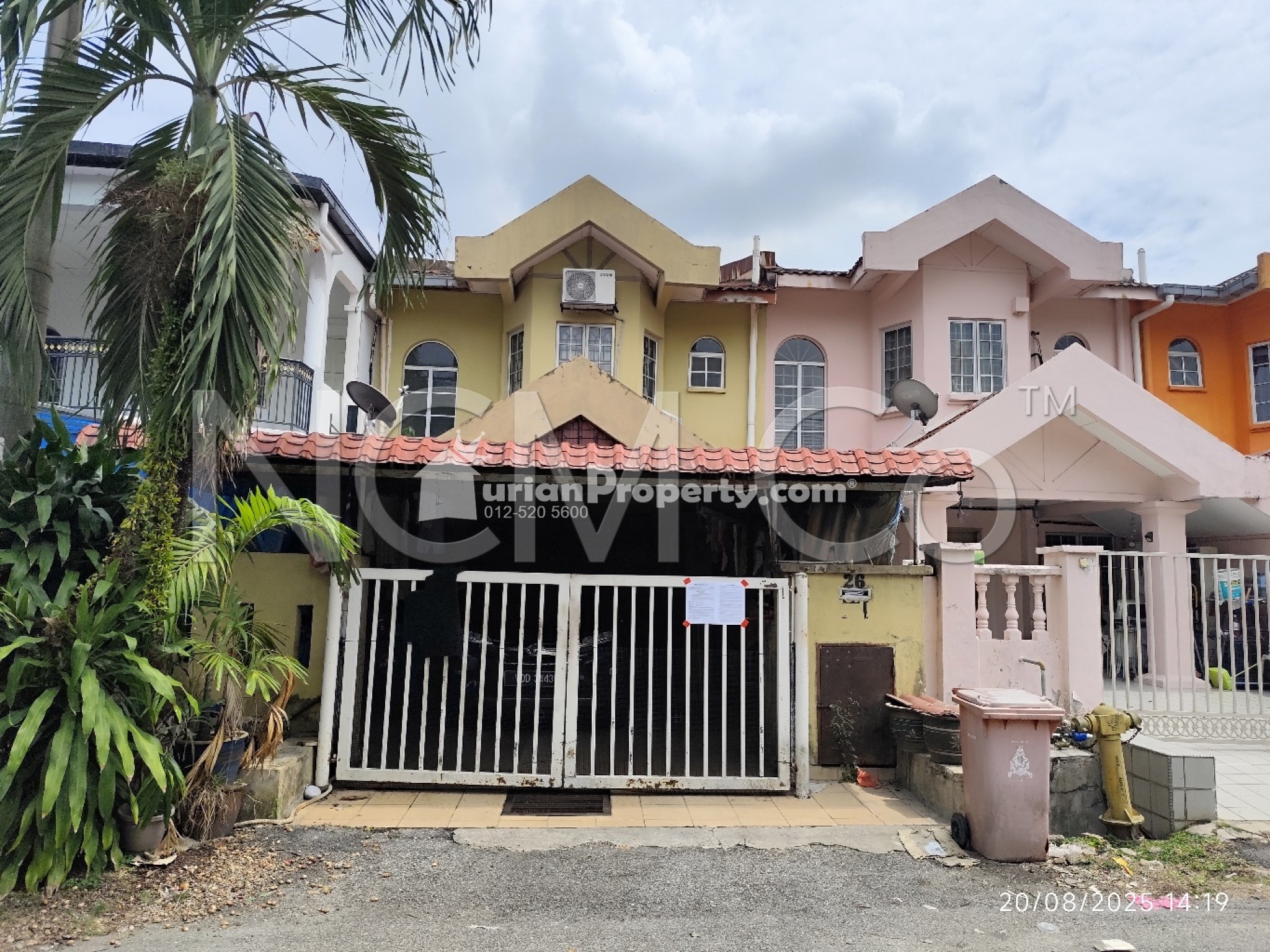 Terrace House For Auction at Section 6