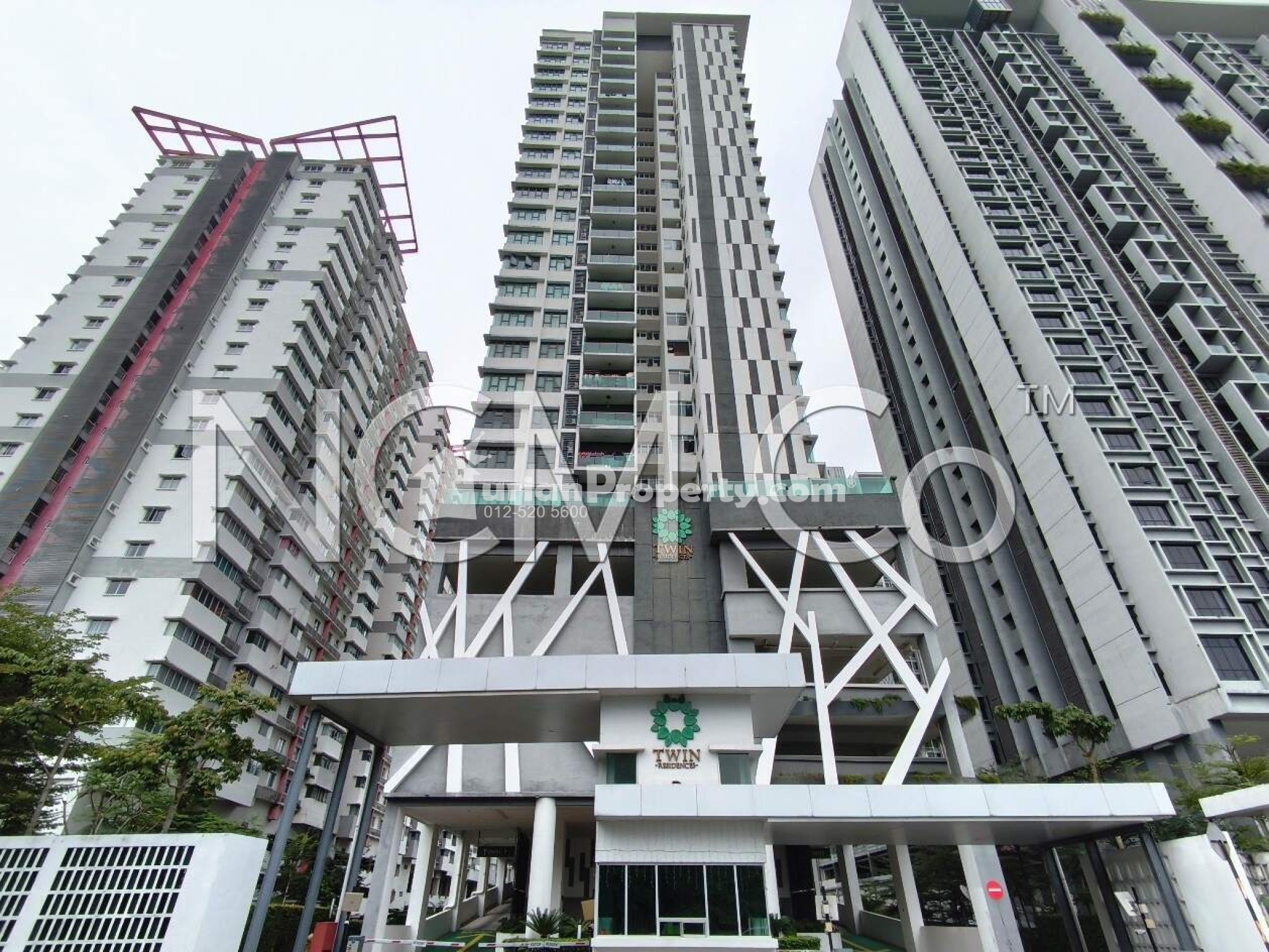 Serviced Residence For Auction at Twinz Residences