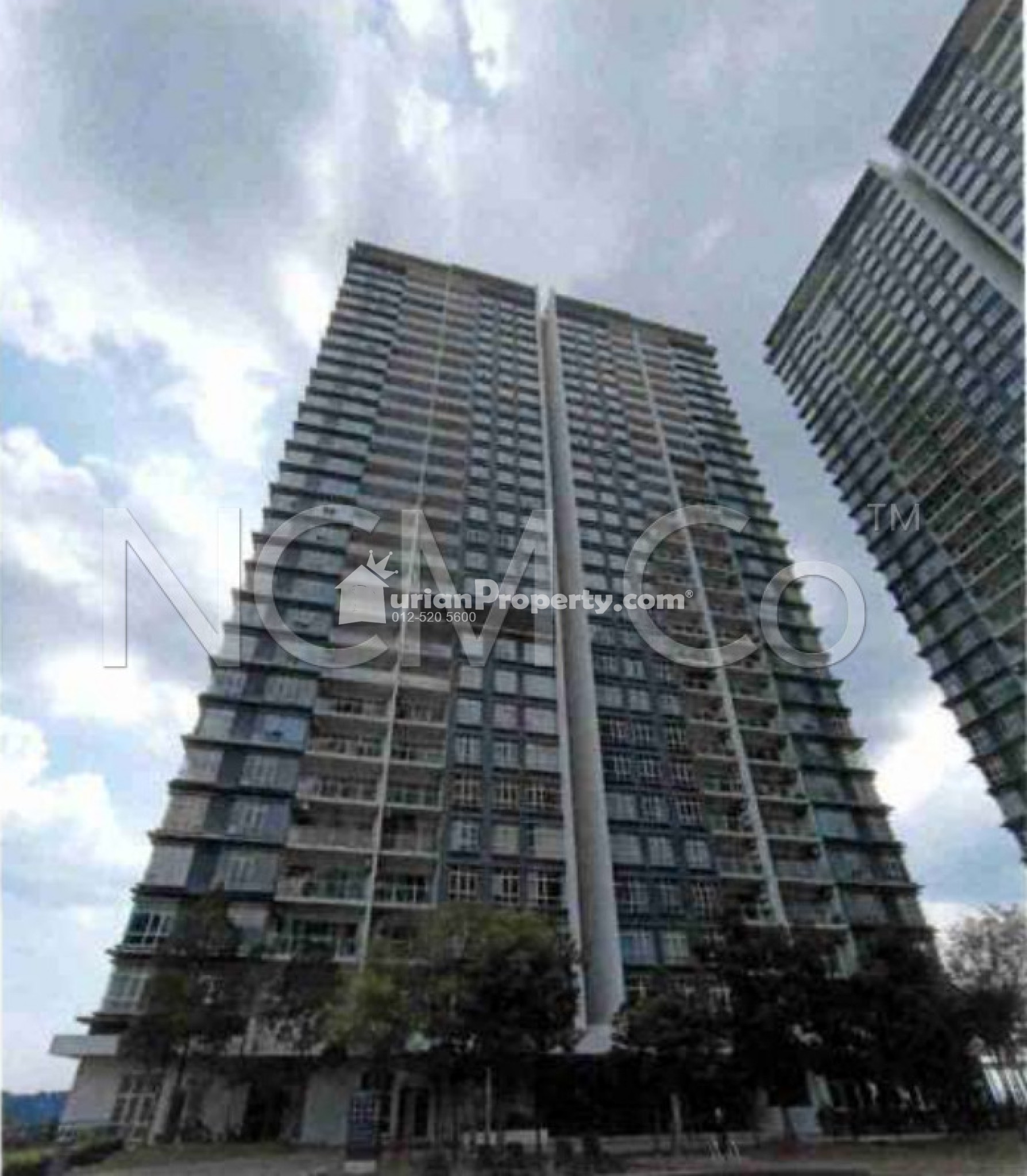 Condo For Auction at Damansara Foresta