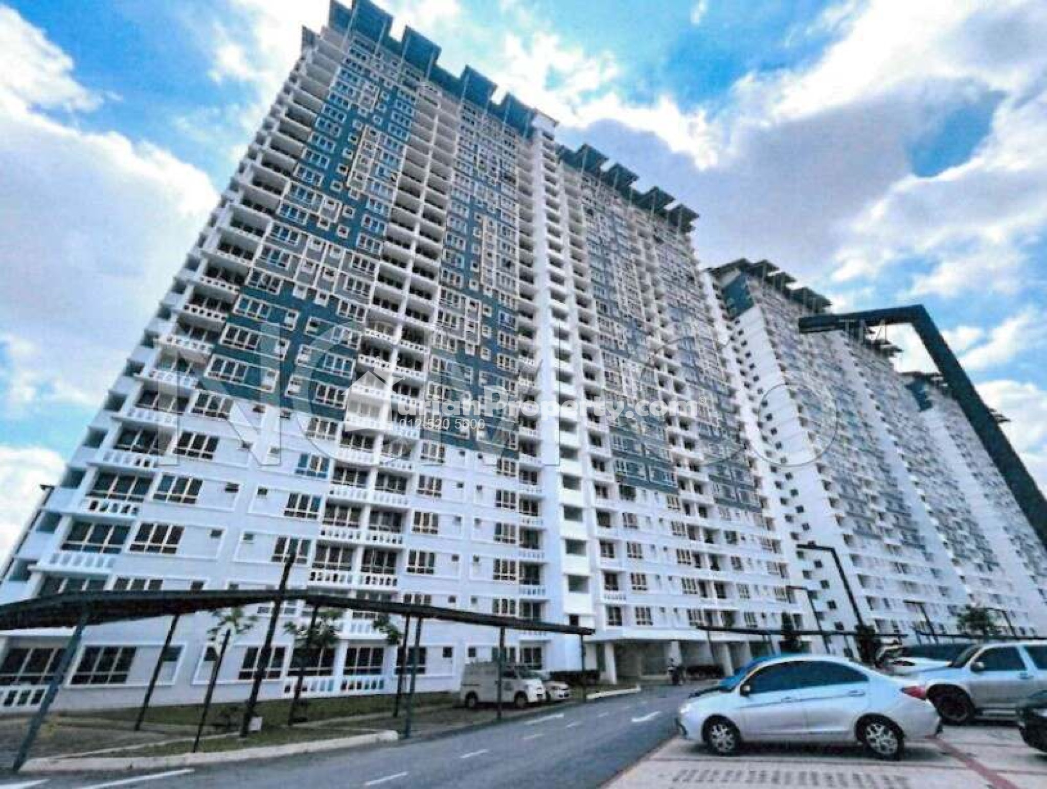 Apartment For Auction at Aspire Residence