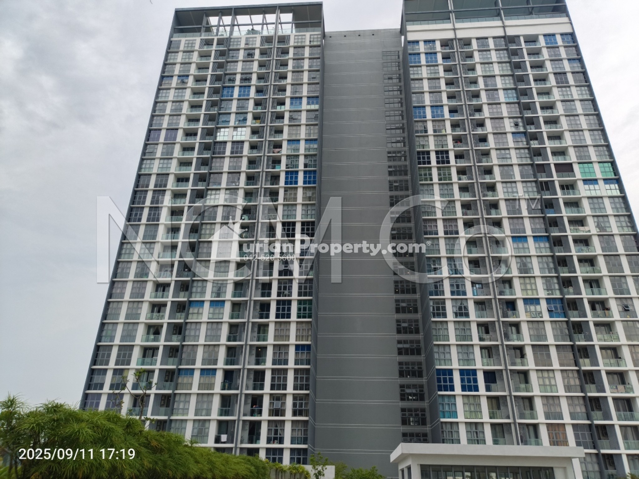 Condo For Auction at Lakefront Residence