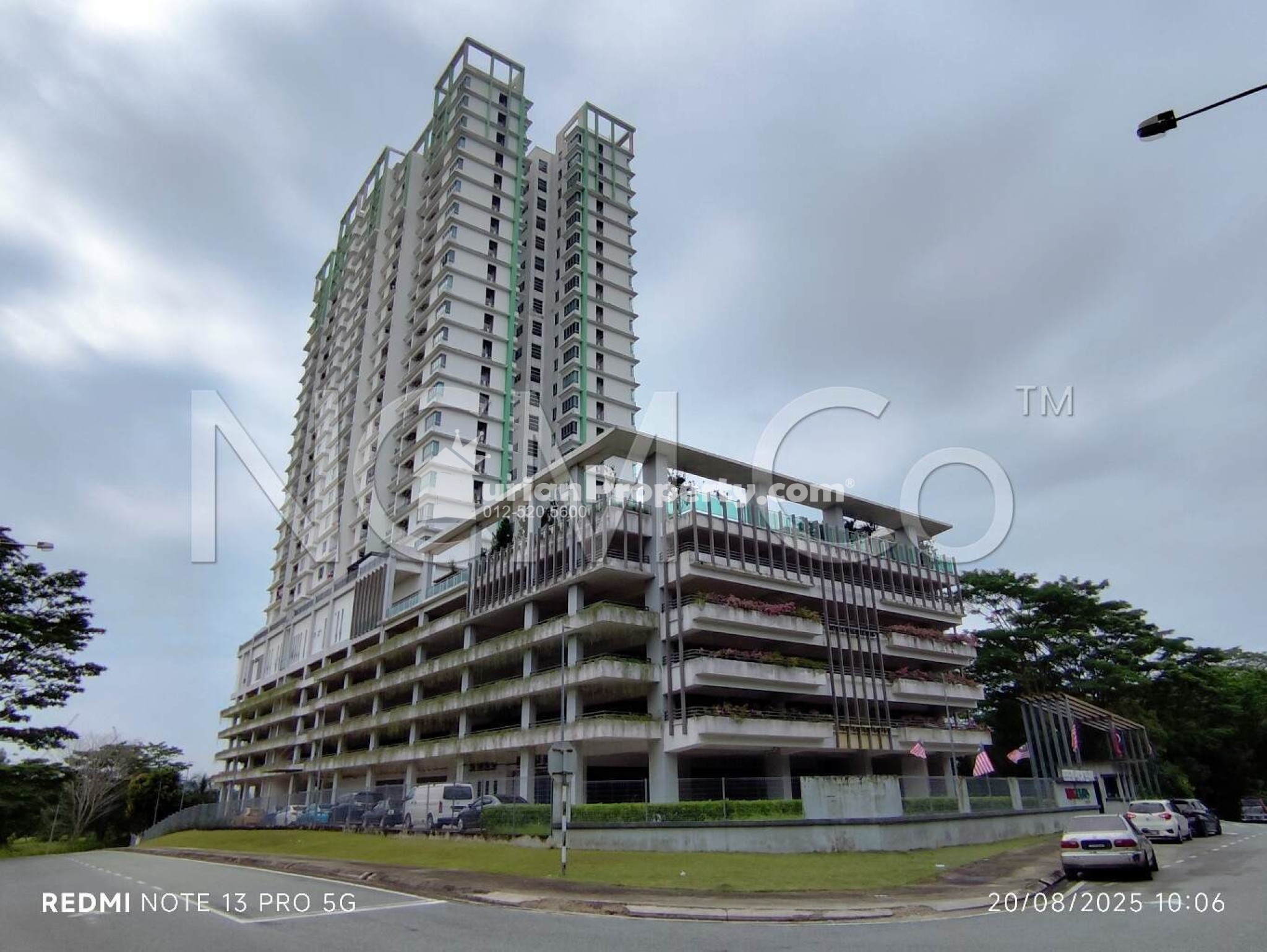 Serviced Residence For Auction at Vida Heights