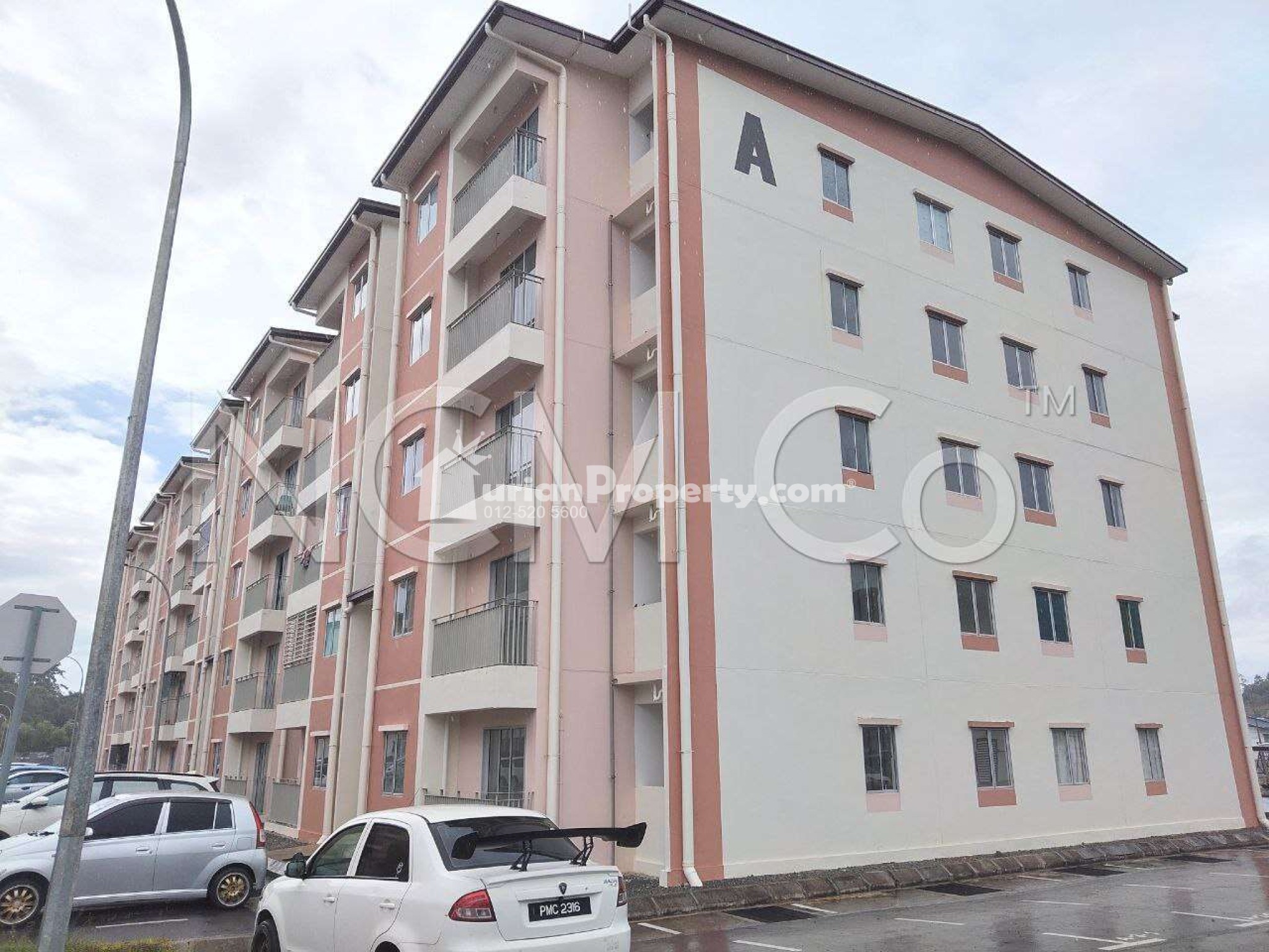 Apartment For Auction at Residensi Seri Akasia