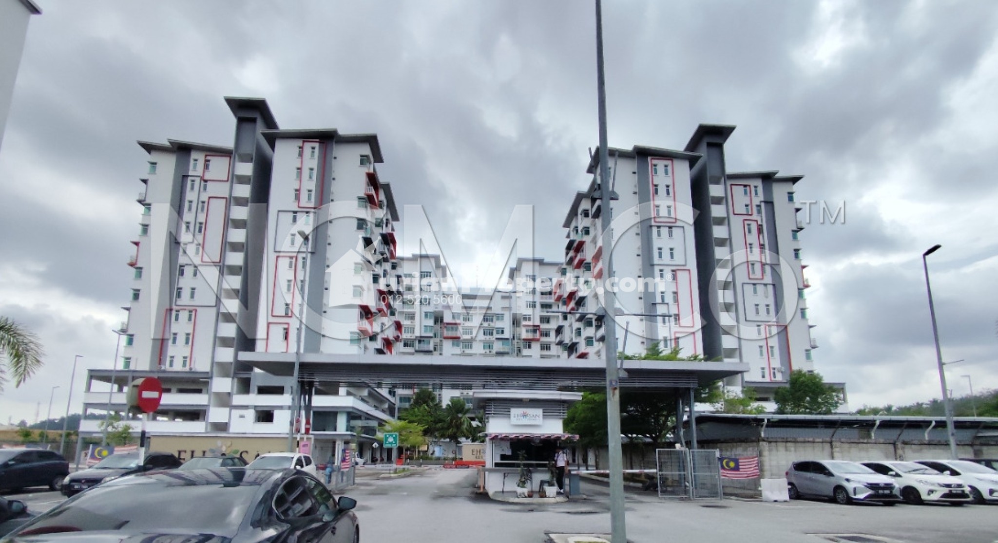 Condo For Auction at Ehsan Residence