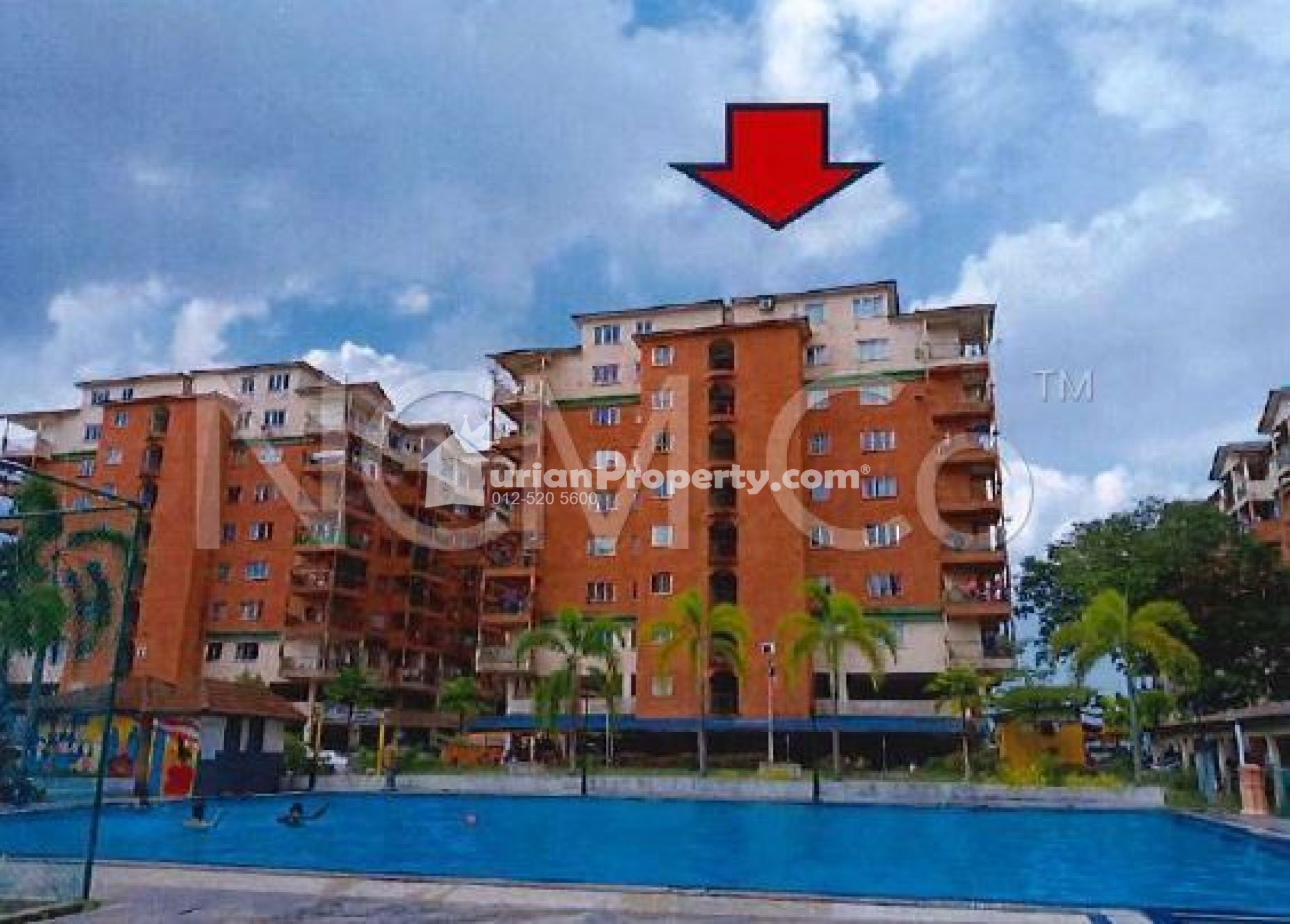 Apartment For Auction at Golden Villa