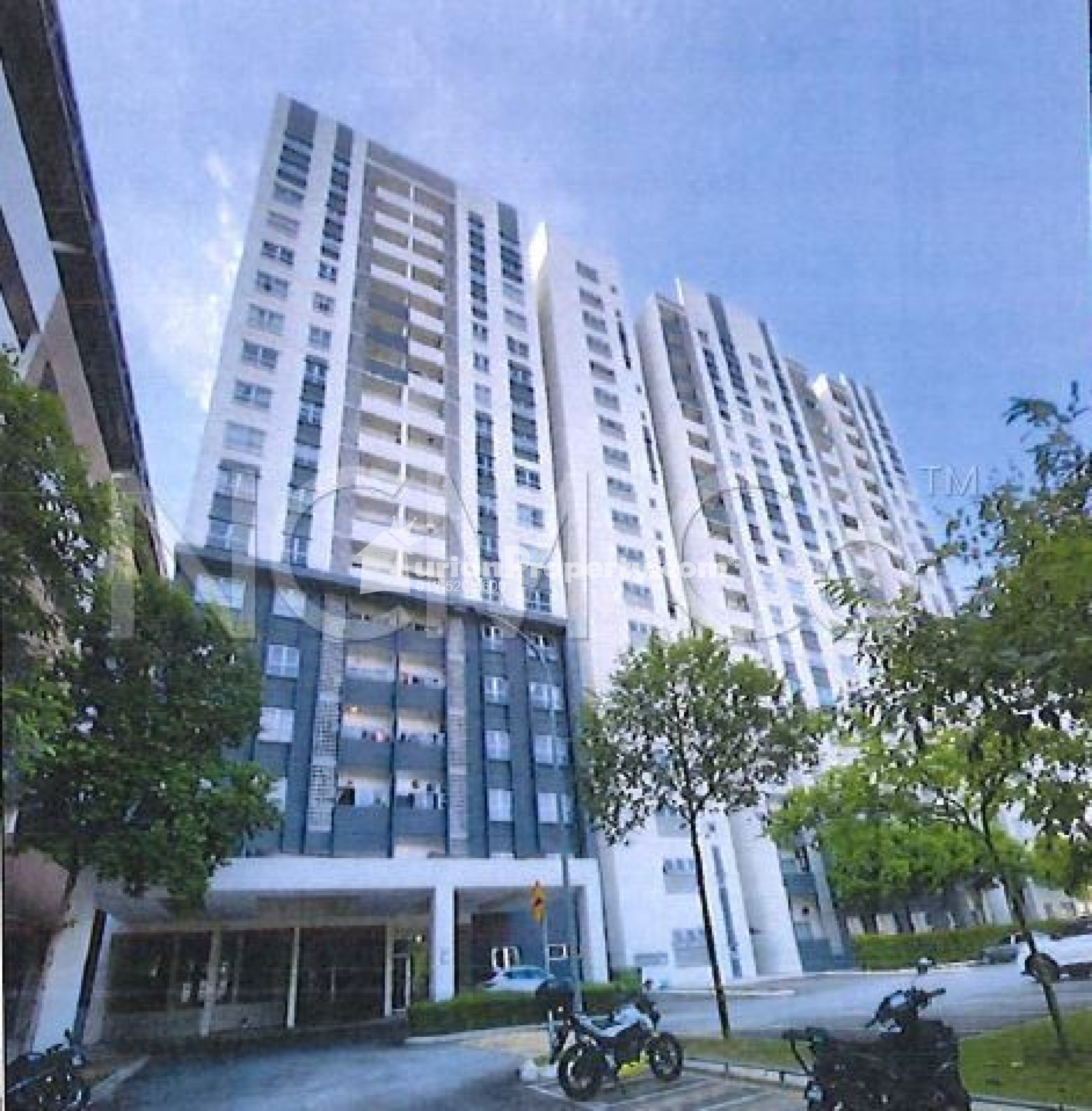 Apartment For Auction at Tropicana Aman 1