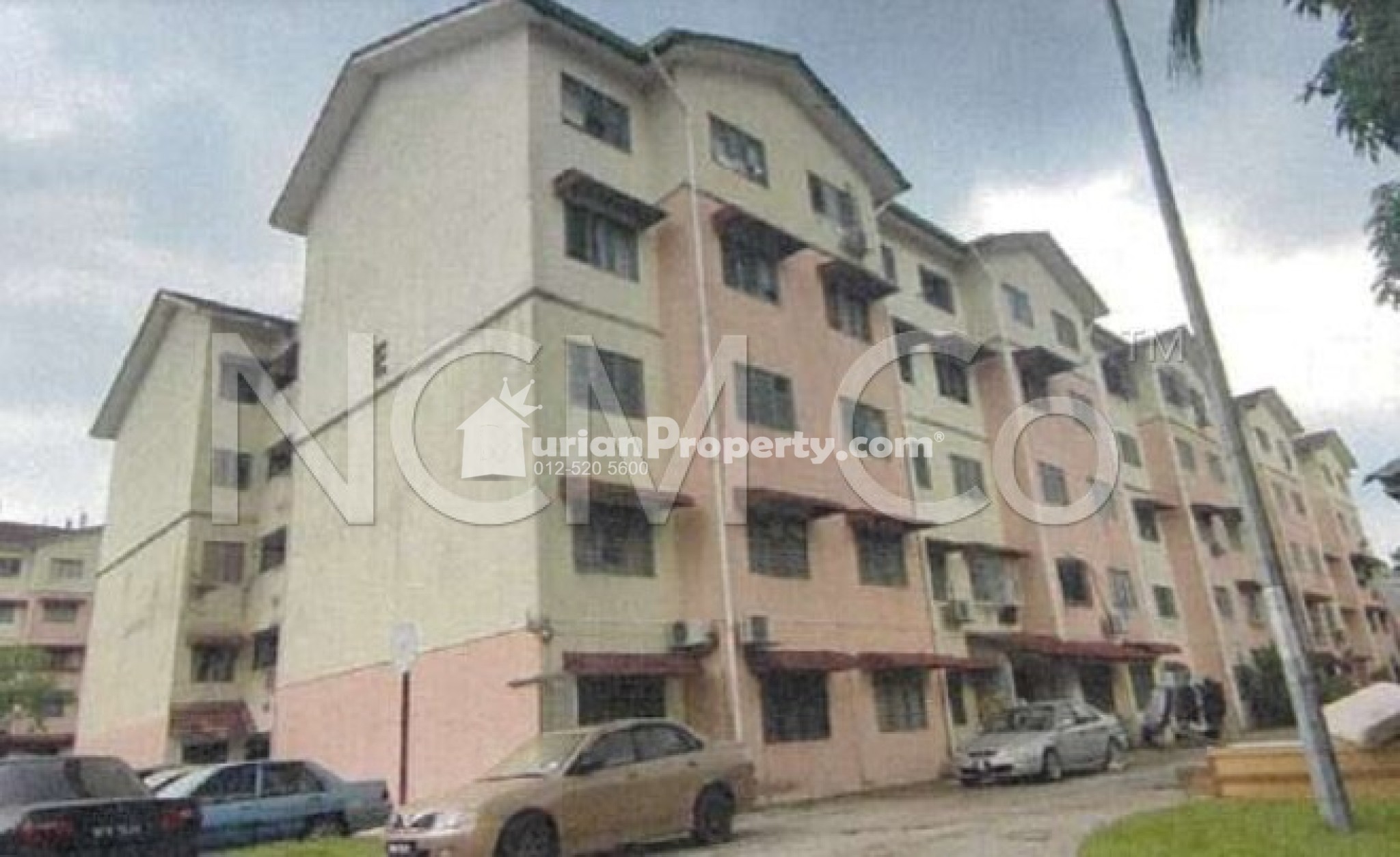 Flat For Auction at Pangsapuri Putra