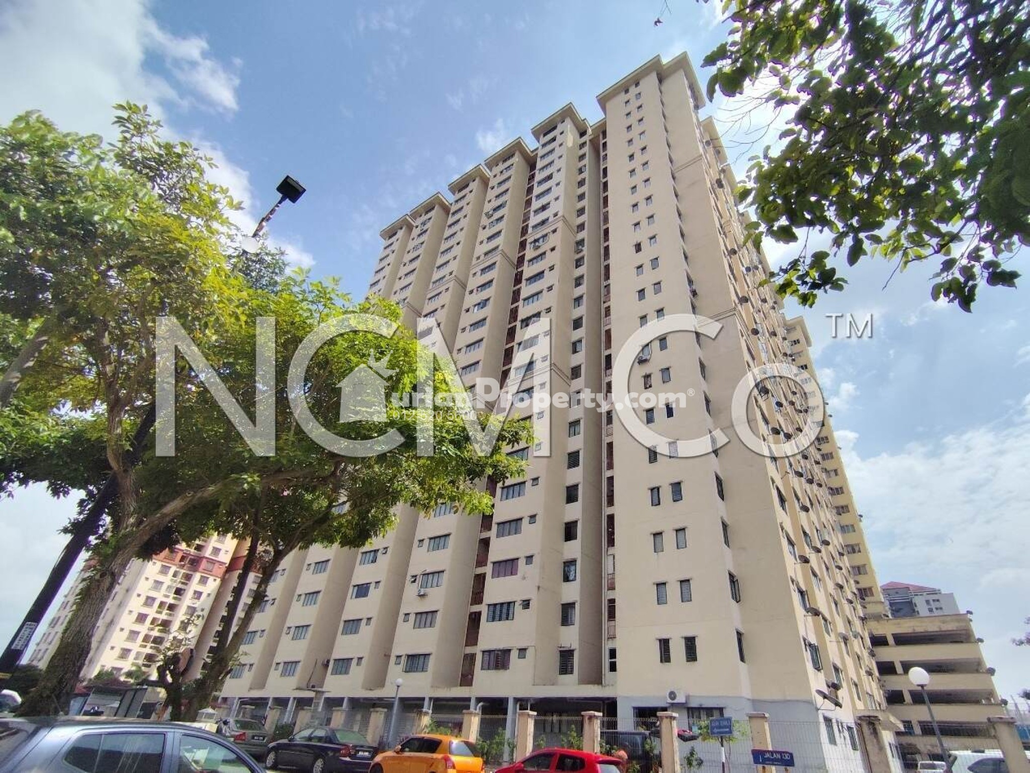 Apartment For Auction at Permai Puteri