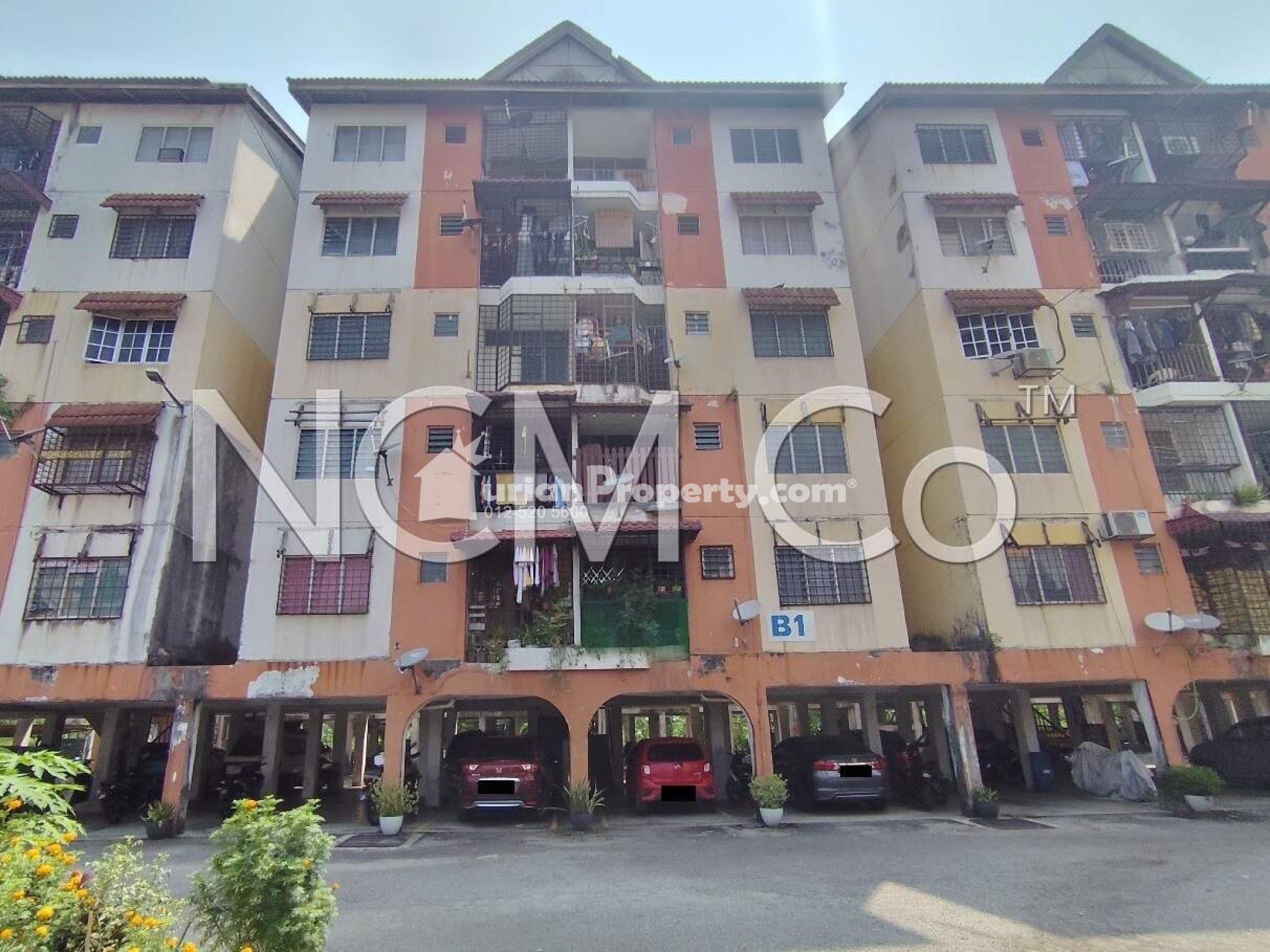 Apartment For Auction at Inang Apartment