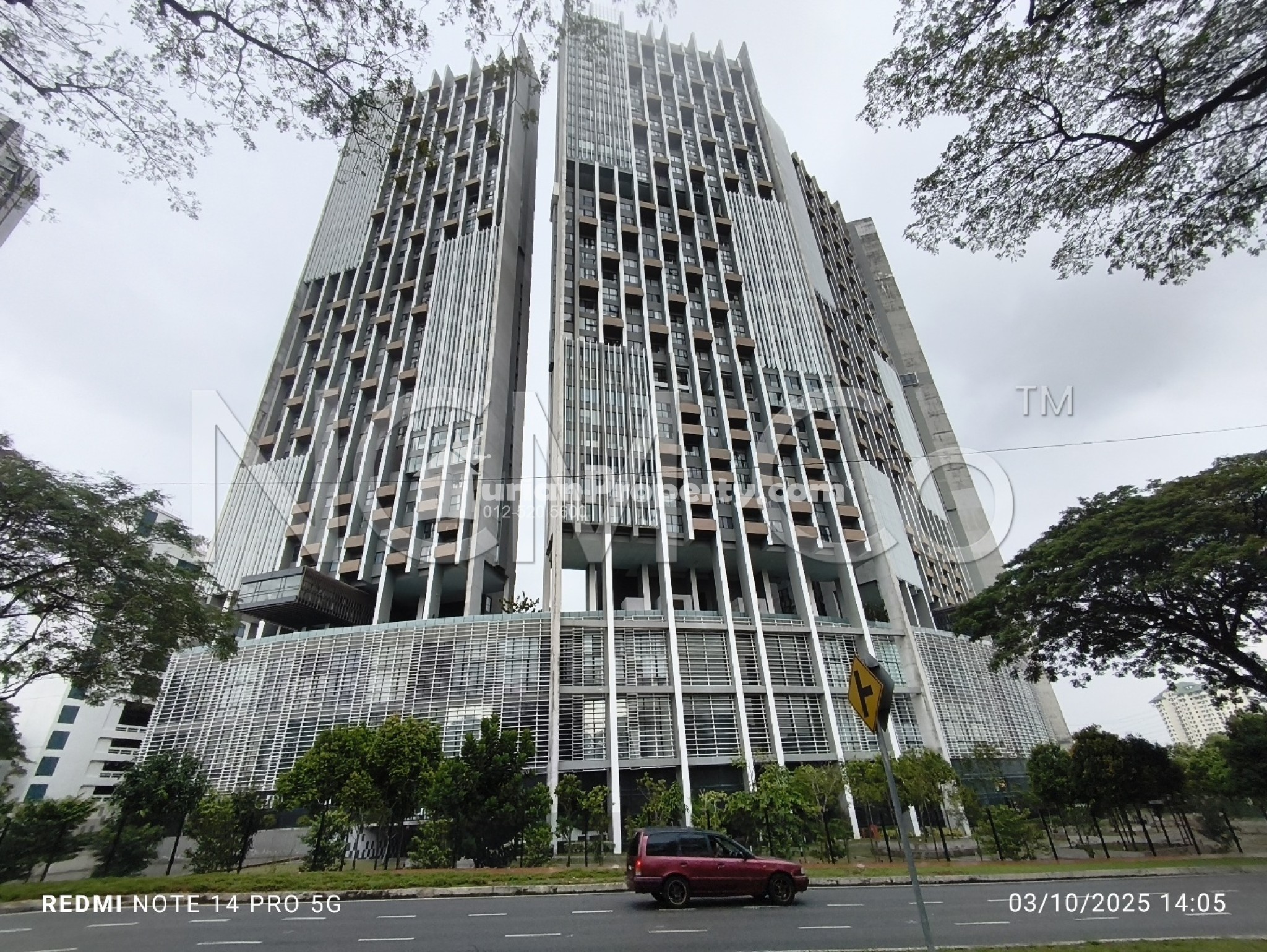 Serviced Residence For Auction at Lumi Tropicana