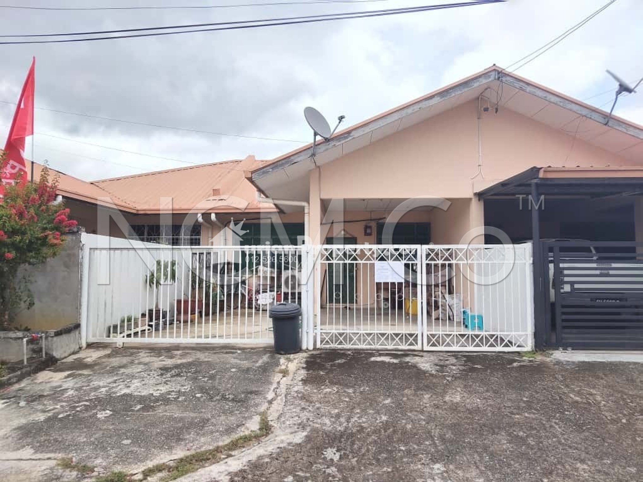 Terrace House For Auction at Keningau