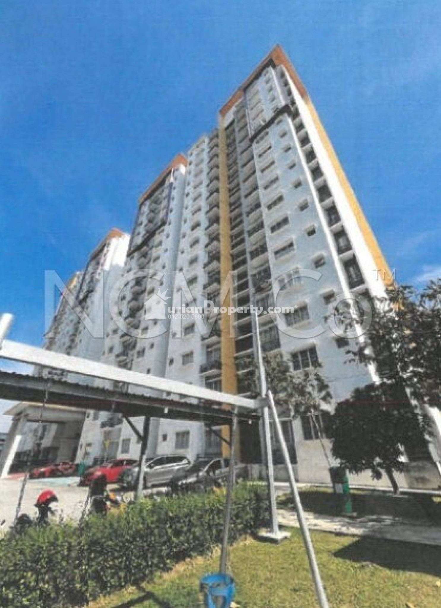 Apartment For Auction at De Palma Apartment