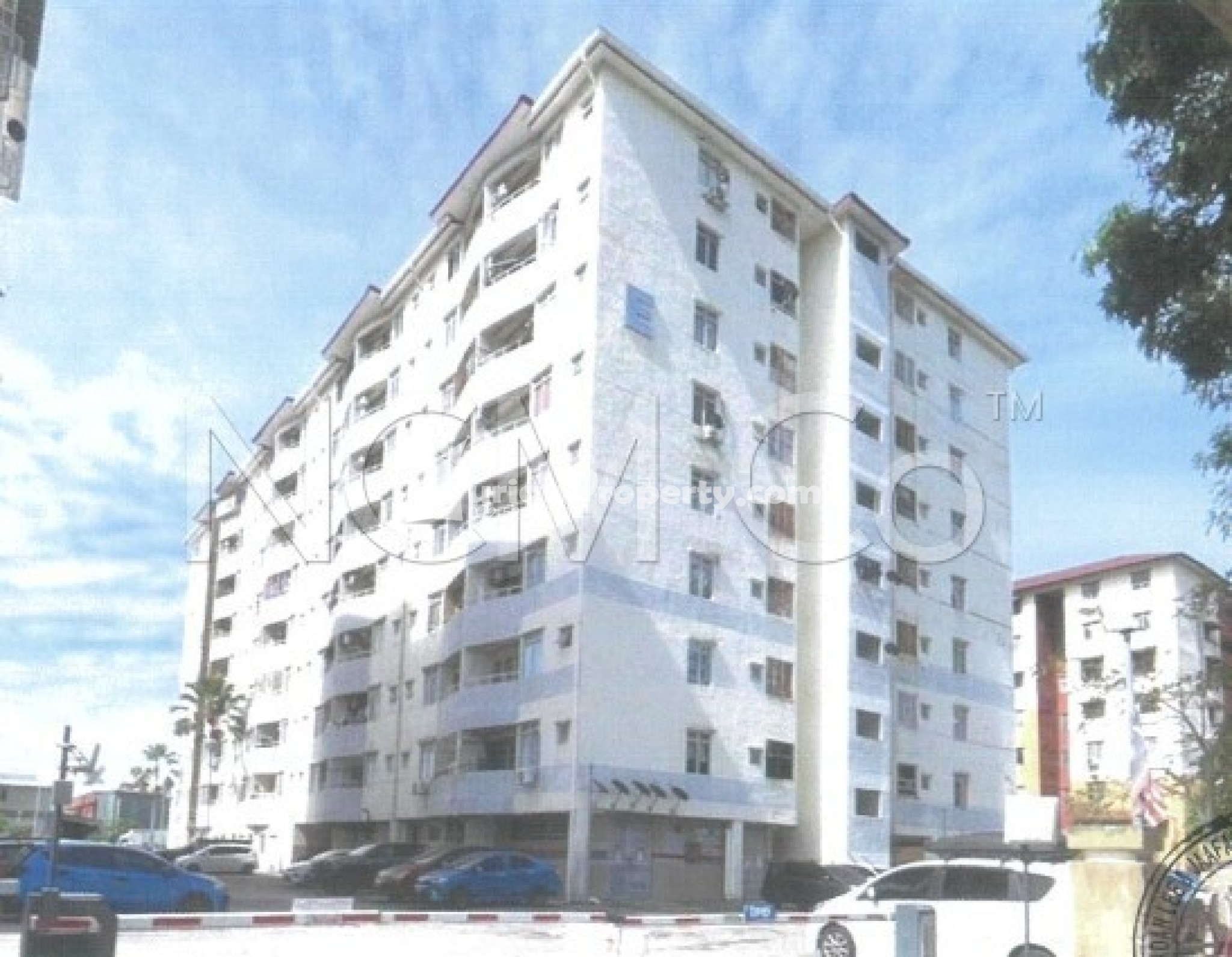 Apartment For Auction at Elite Apartment