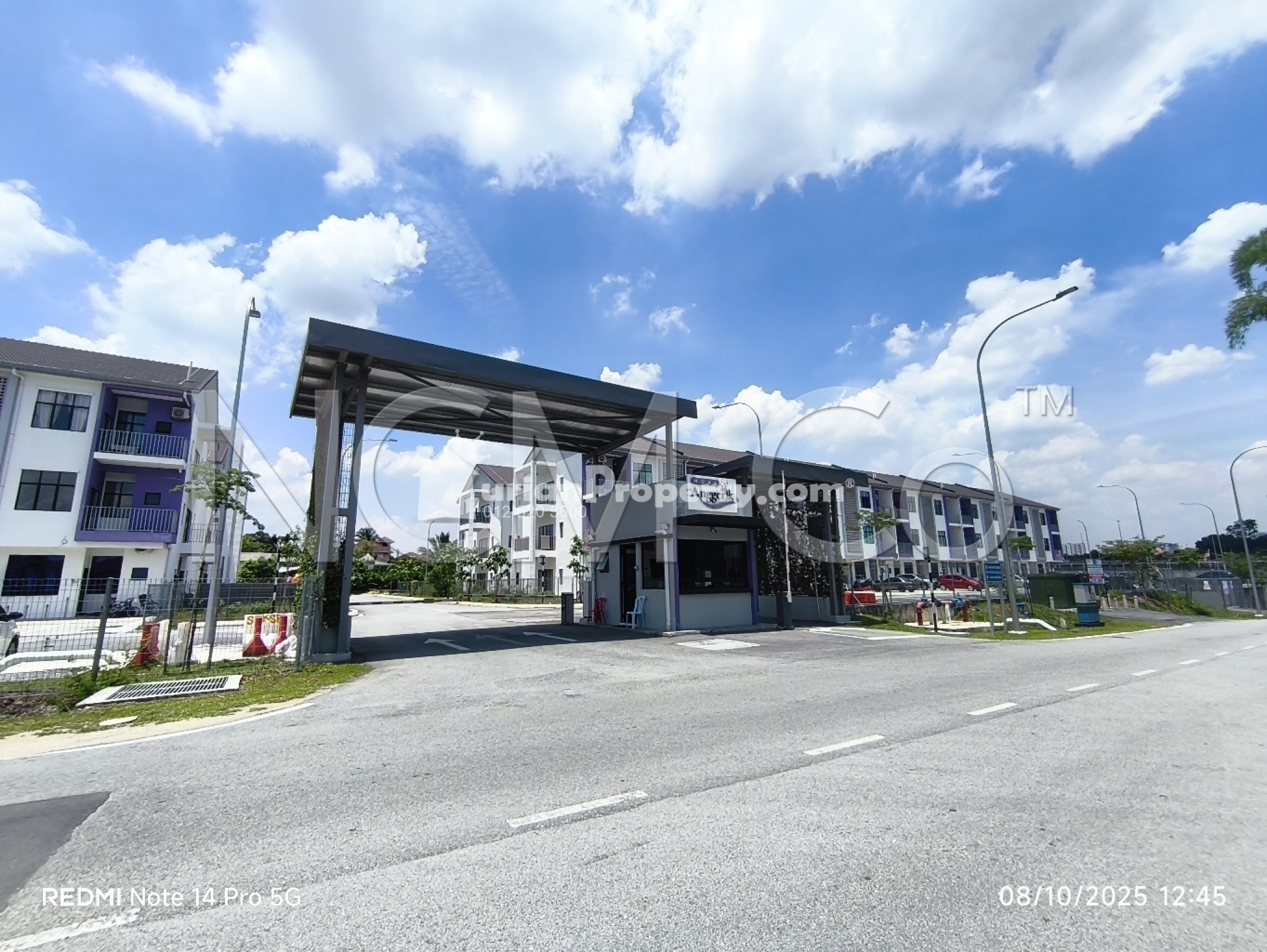 Terrace House For Auction at Residensi Nova Anggerik