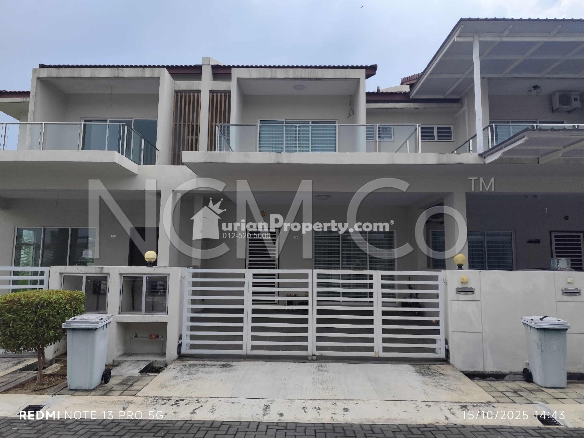Terrace House For Auction at Raintree Park 2