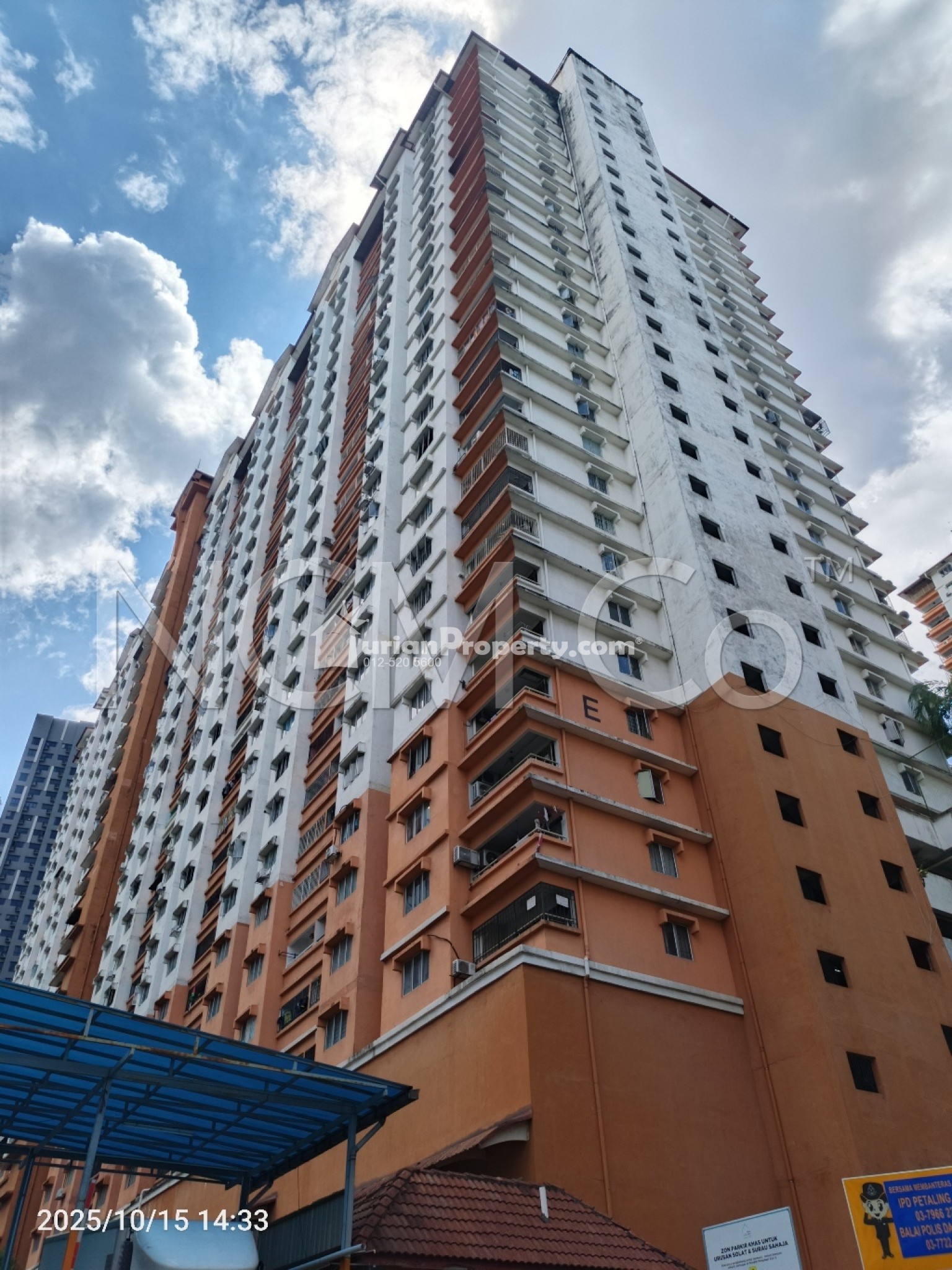 Apartment For Auction at Flora Damansara Apartment