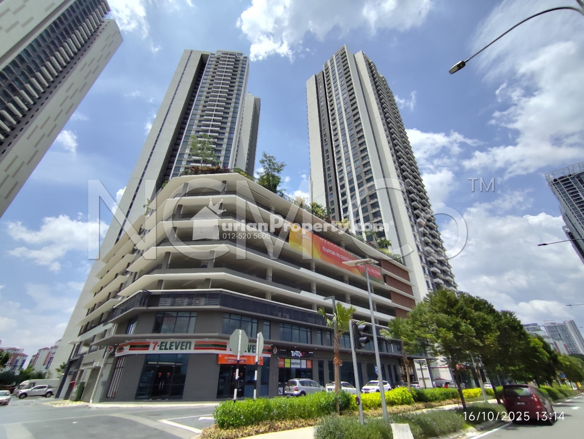 Apartment For Auction at Baron Residence
