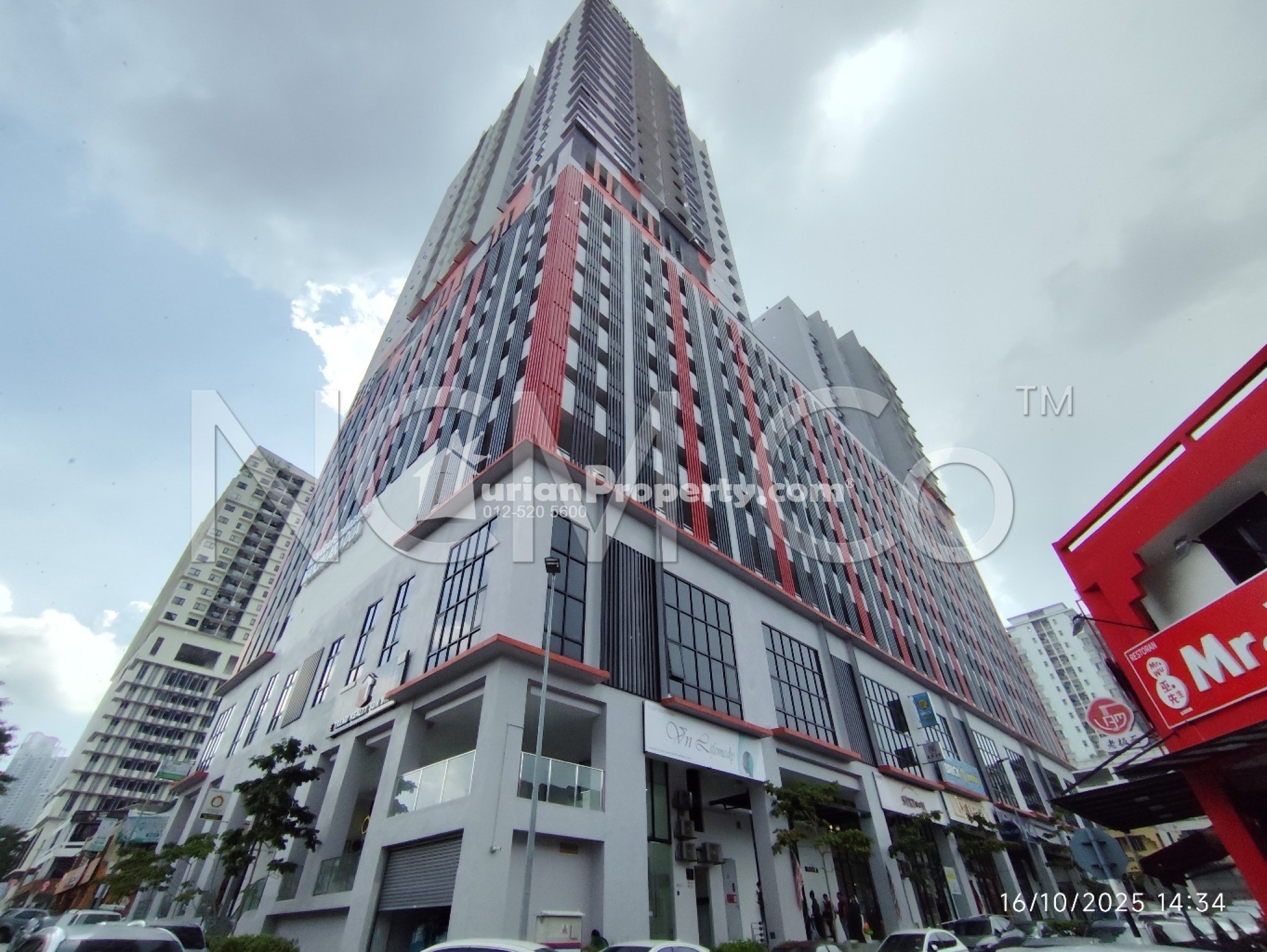 SOHO For Auction at Bandar Menjalara