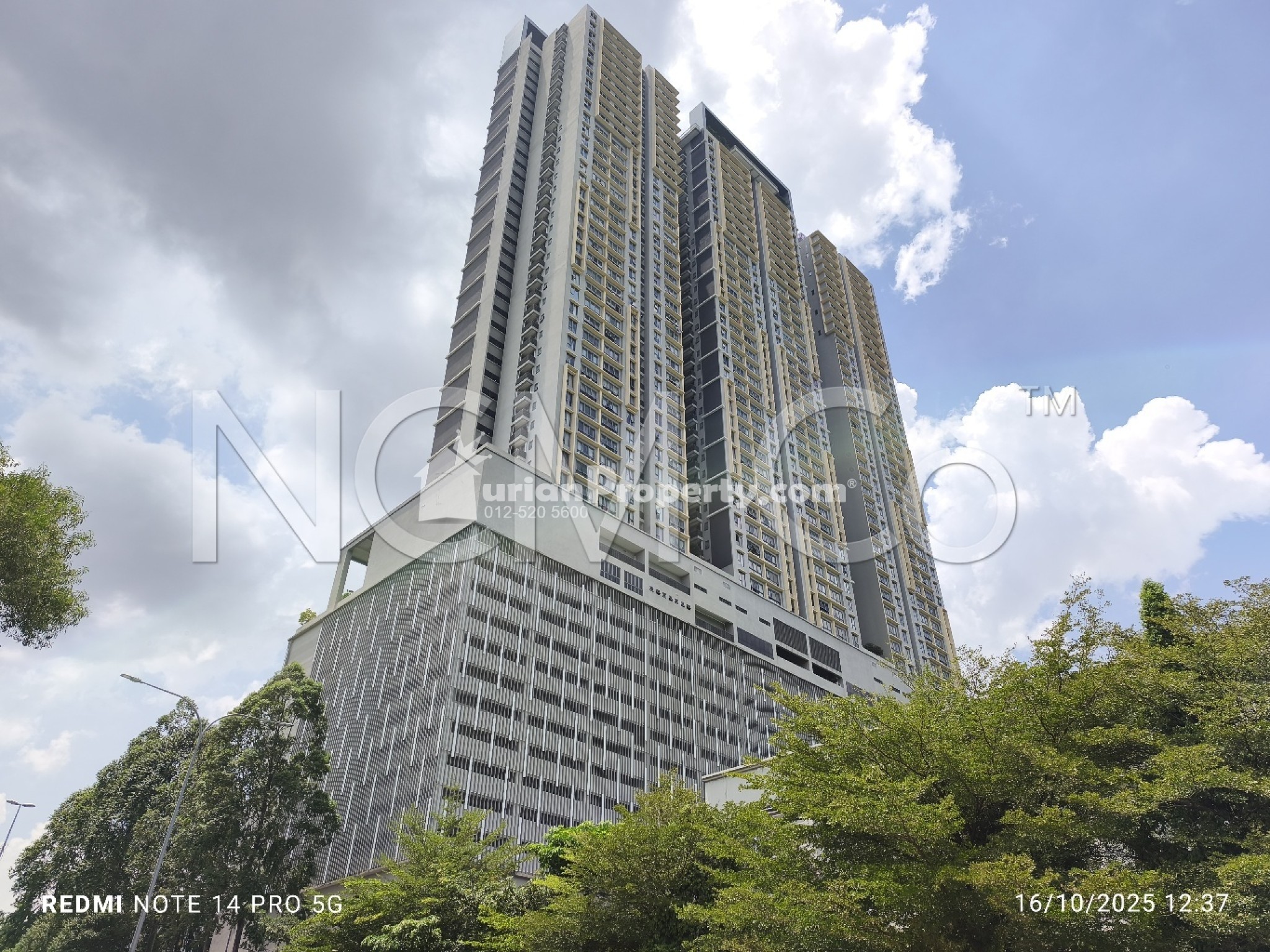 Apartment For Auction at Sfera Residency