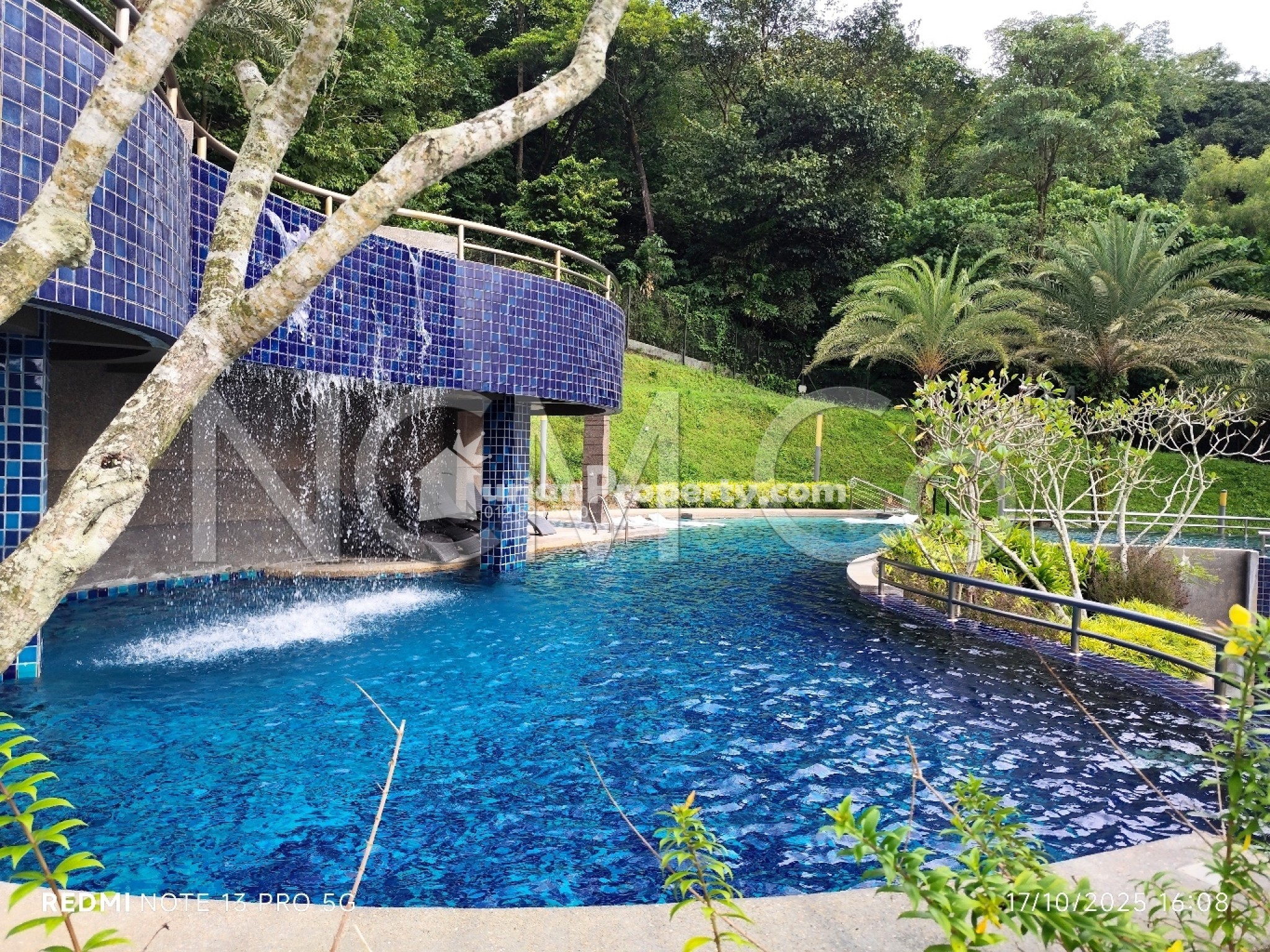 Serviced Residence For Auction at The Loft