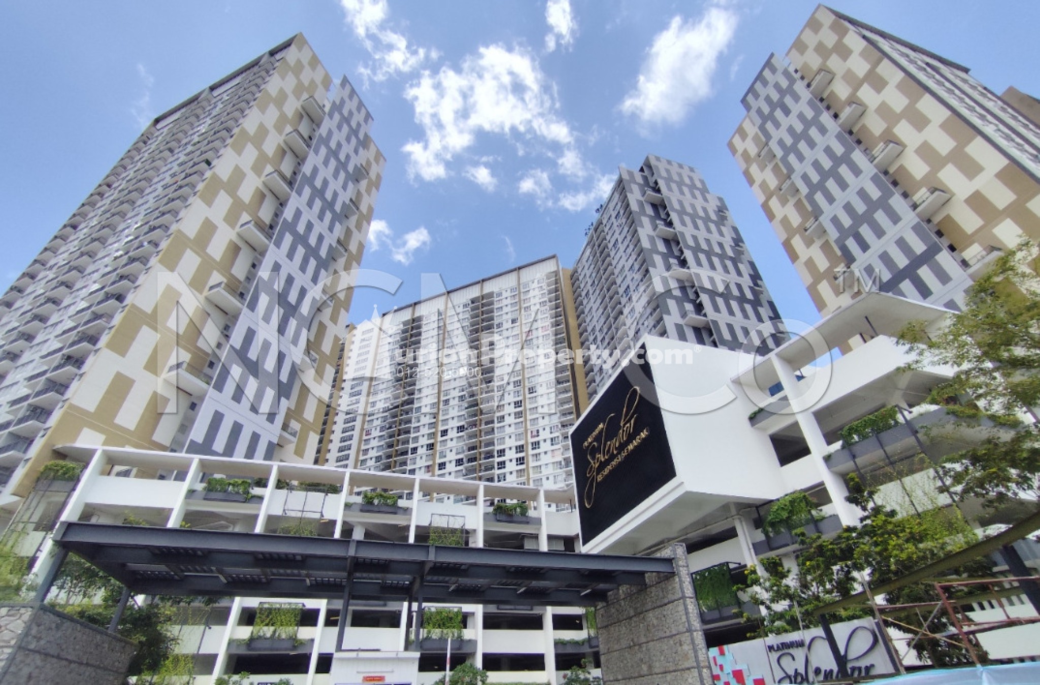 Condo For Auction at Platinum Splendor