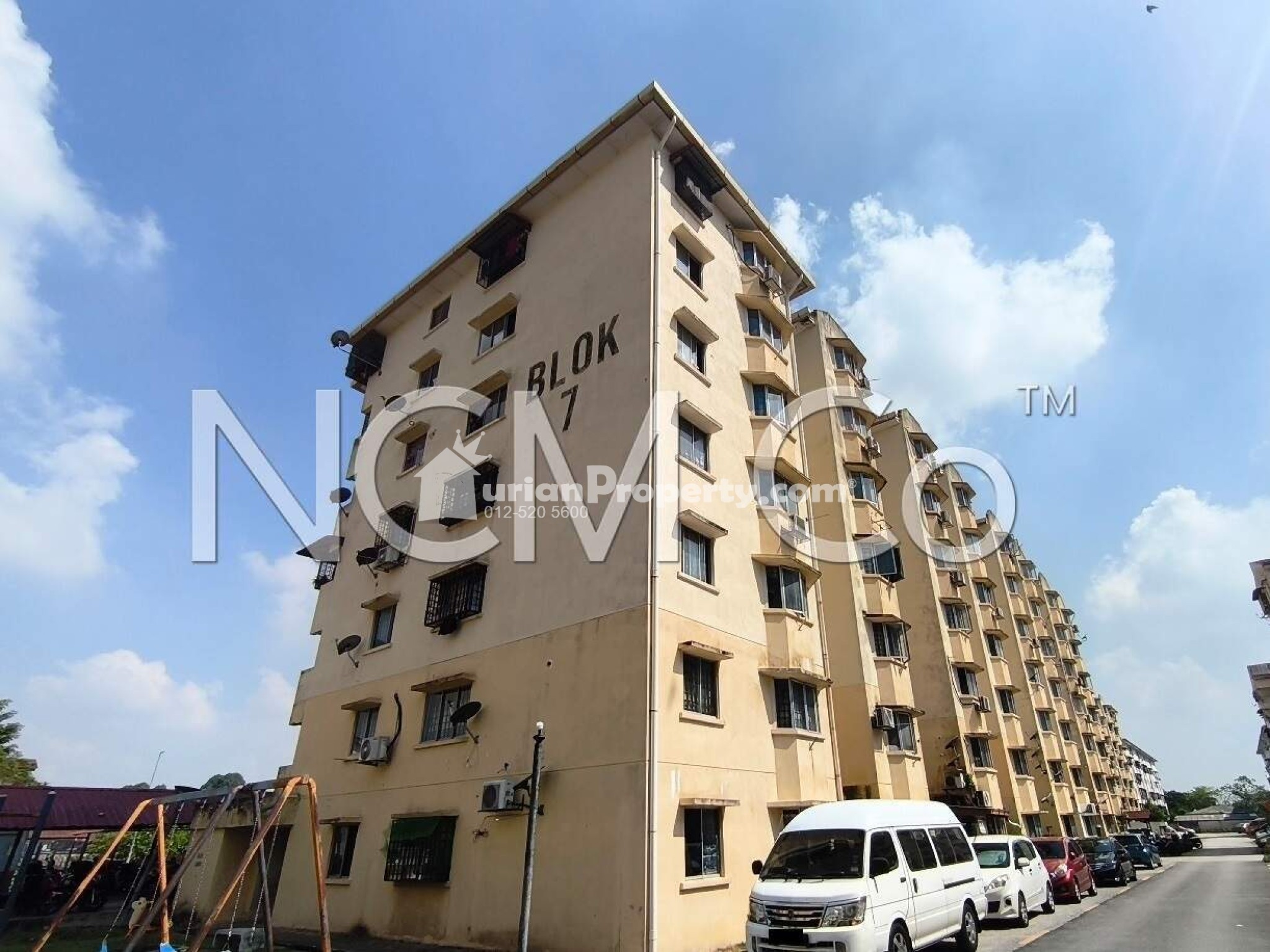 Apartment For Auction at Subang Suria Apartment