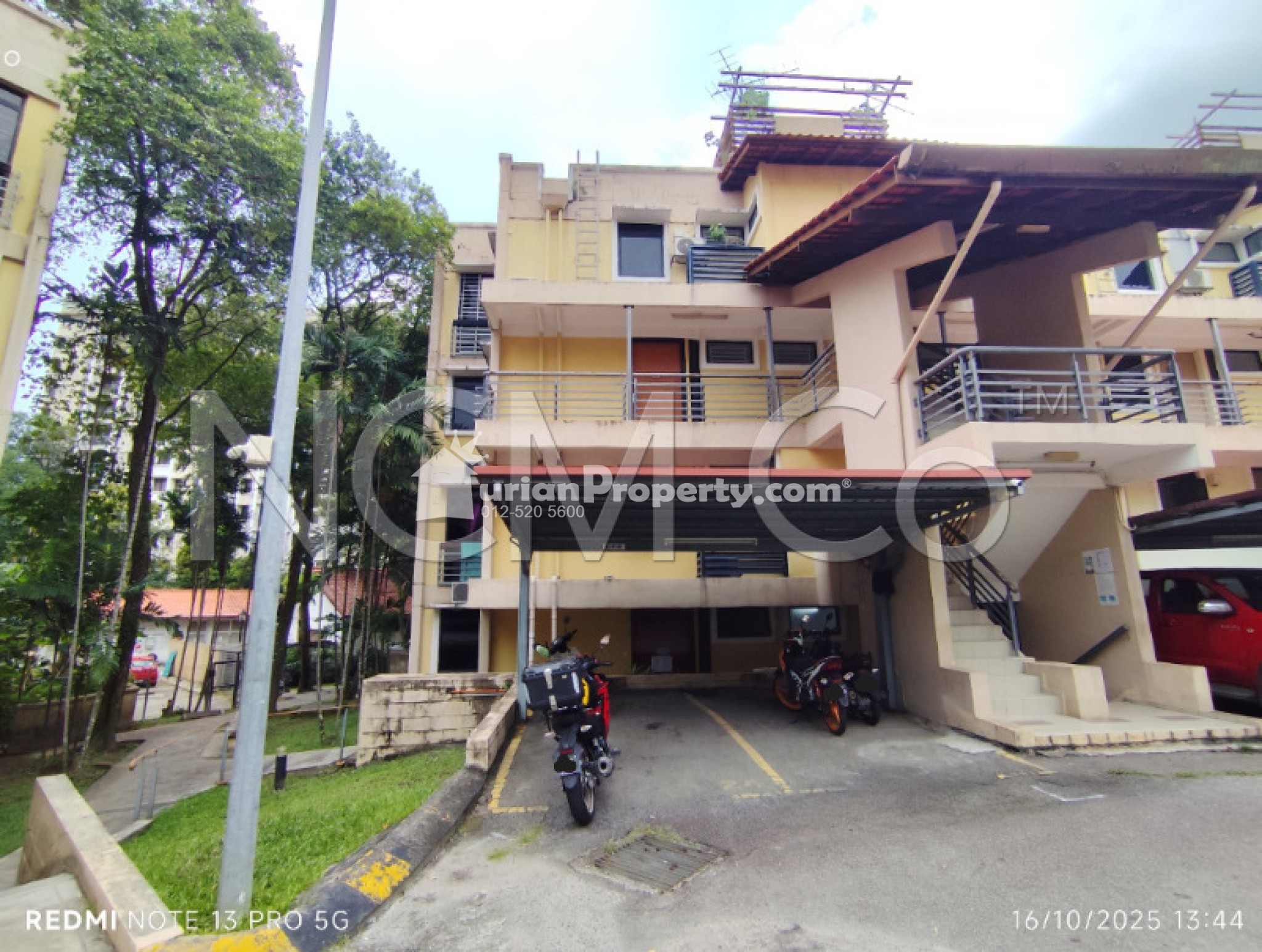 Terrace House For Auction at Cyberia SmartHomes