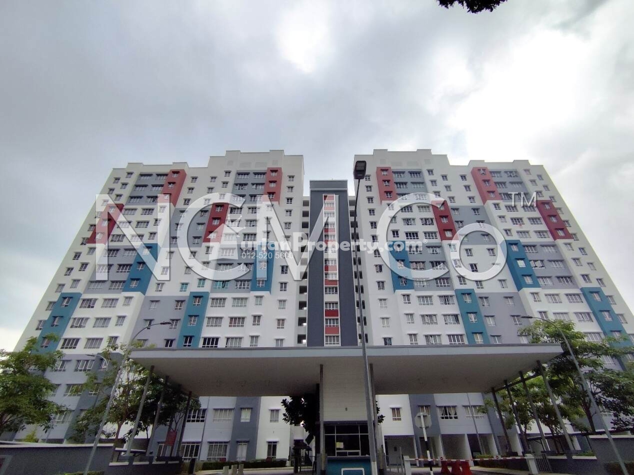 Apartment For Auction at Safira Apartment