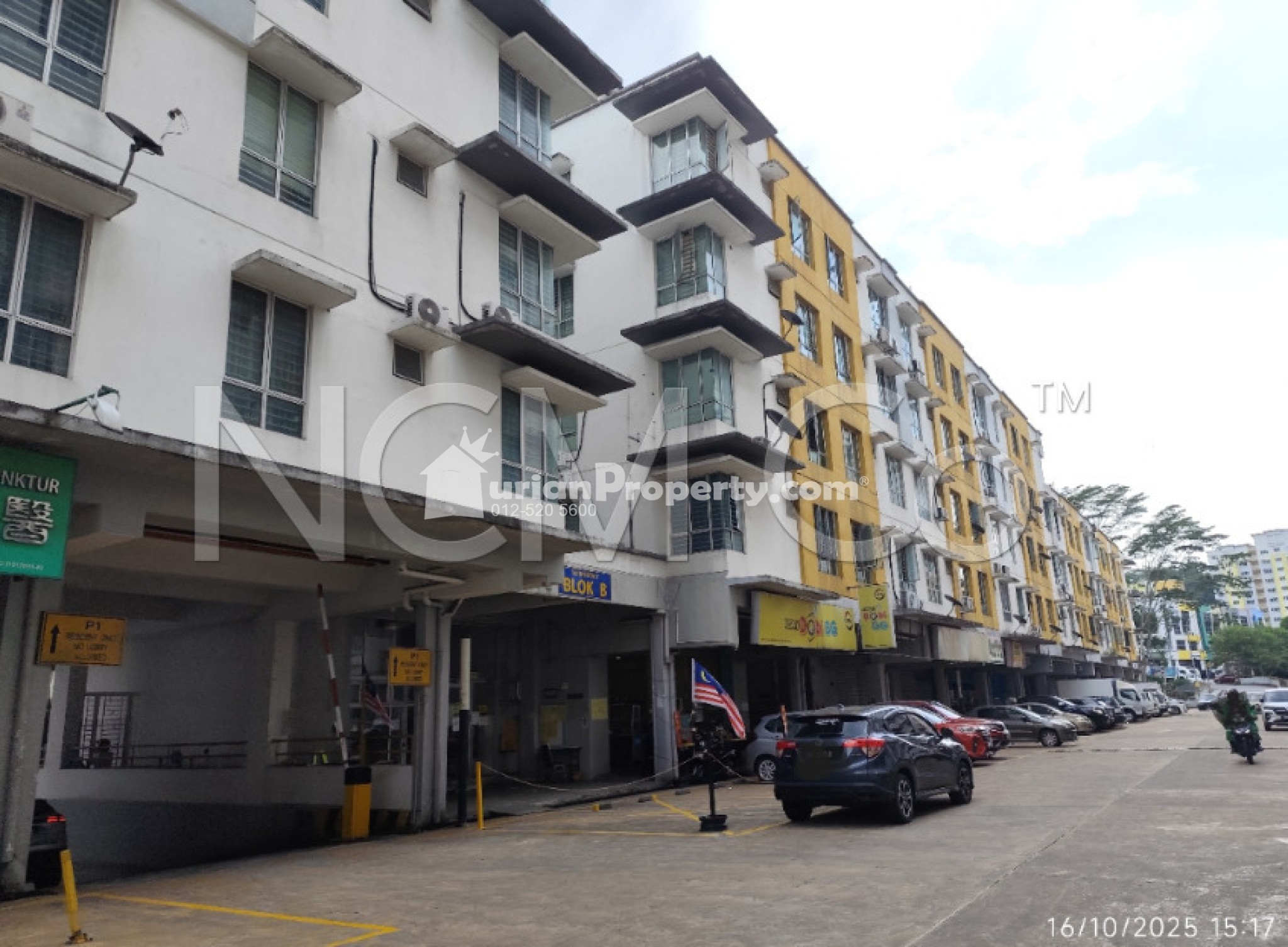 Serviced Residence For Auction at 162 Residency