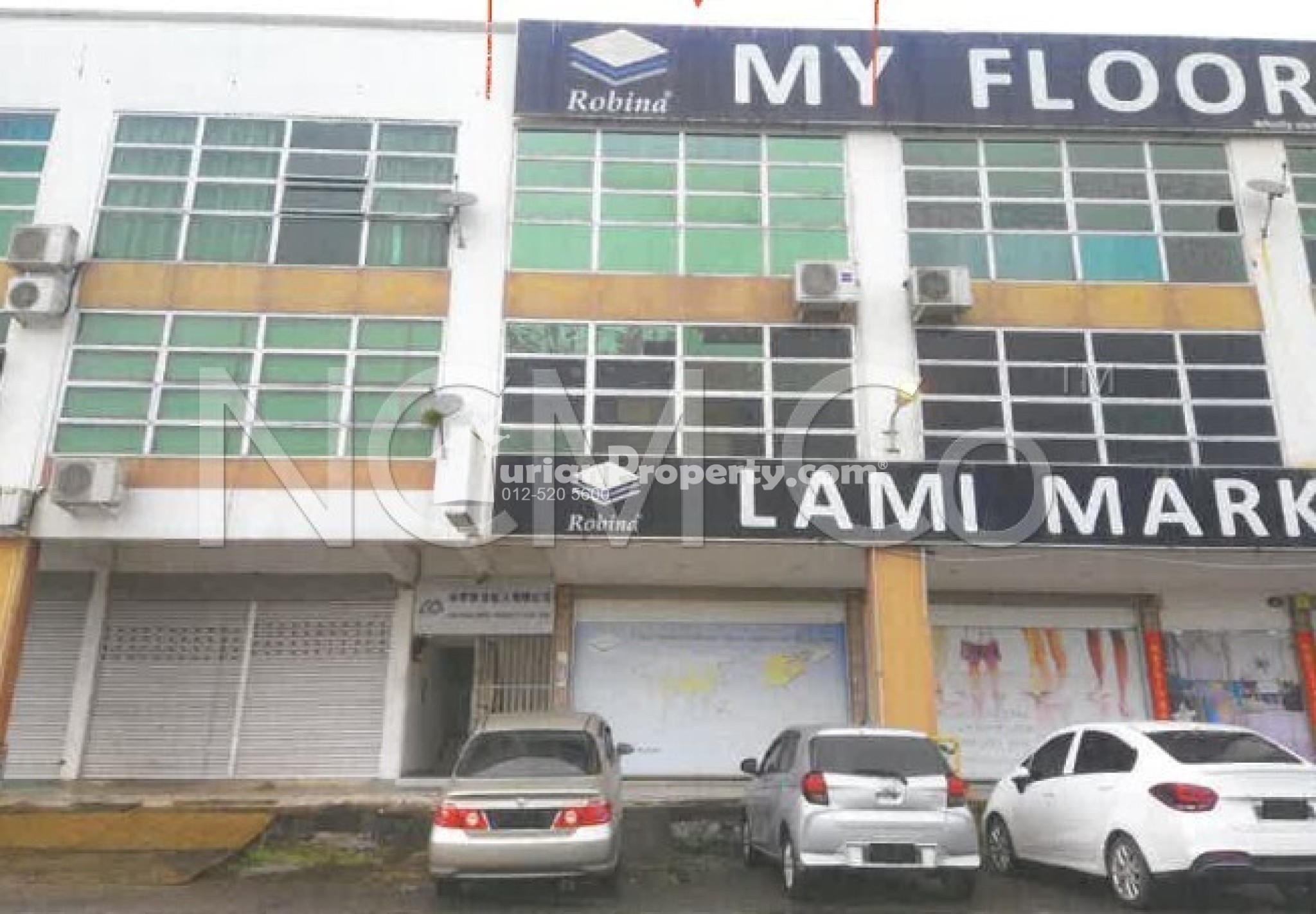 Shop For Auction at Bintulu