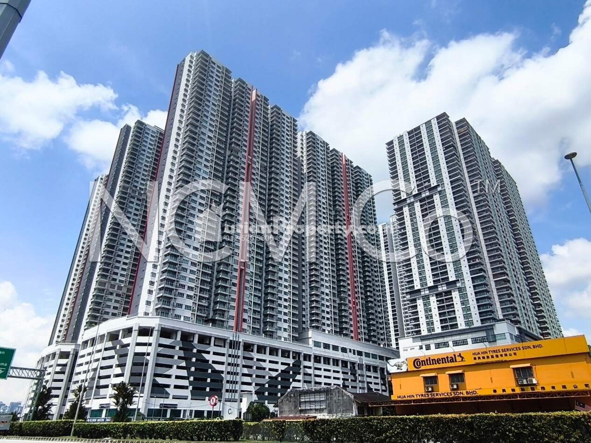 Serviced Residence For Auction at Razak City Residences